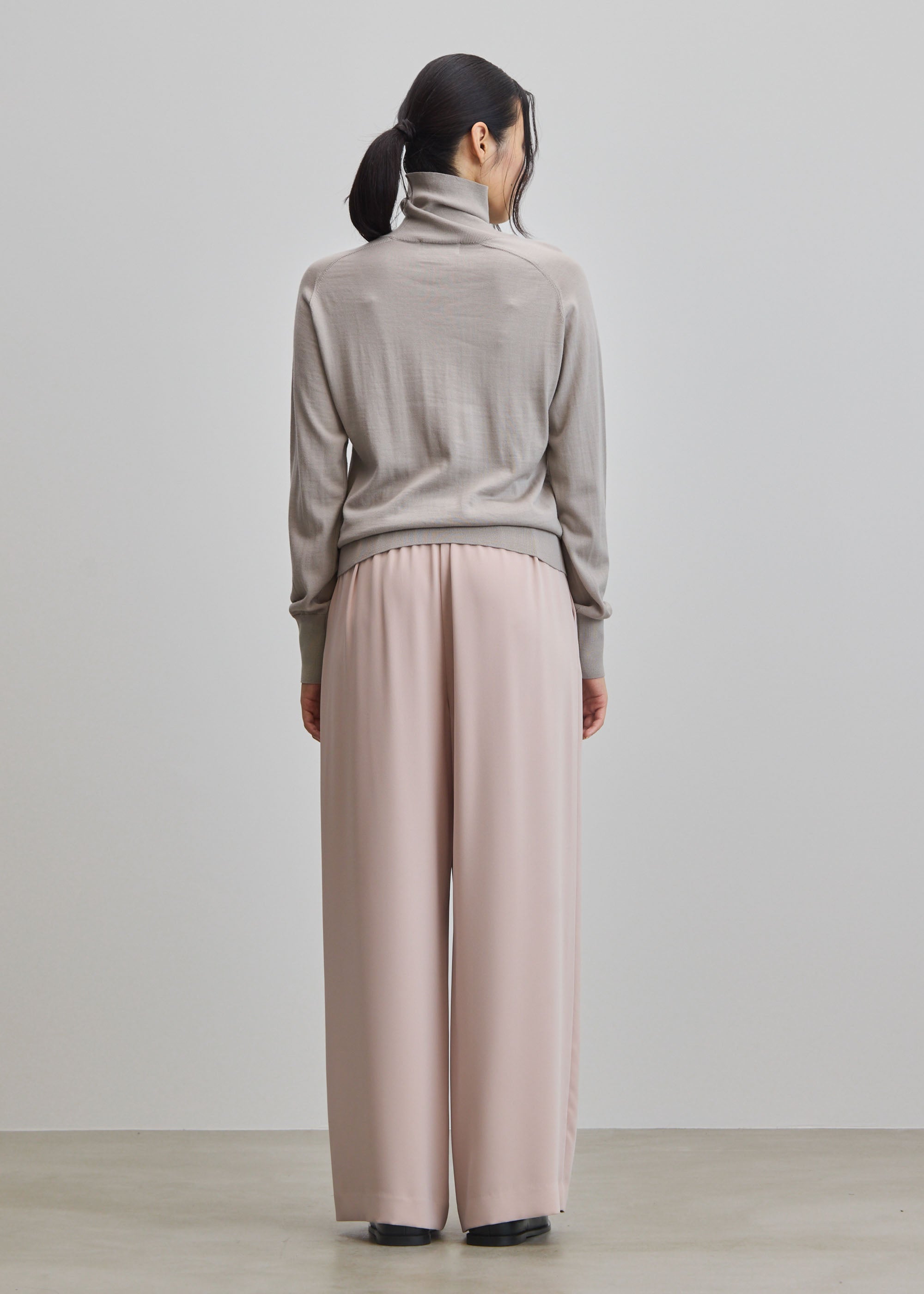 サイドタックワイドパンツ