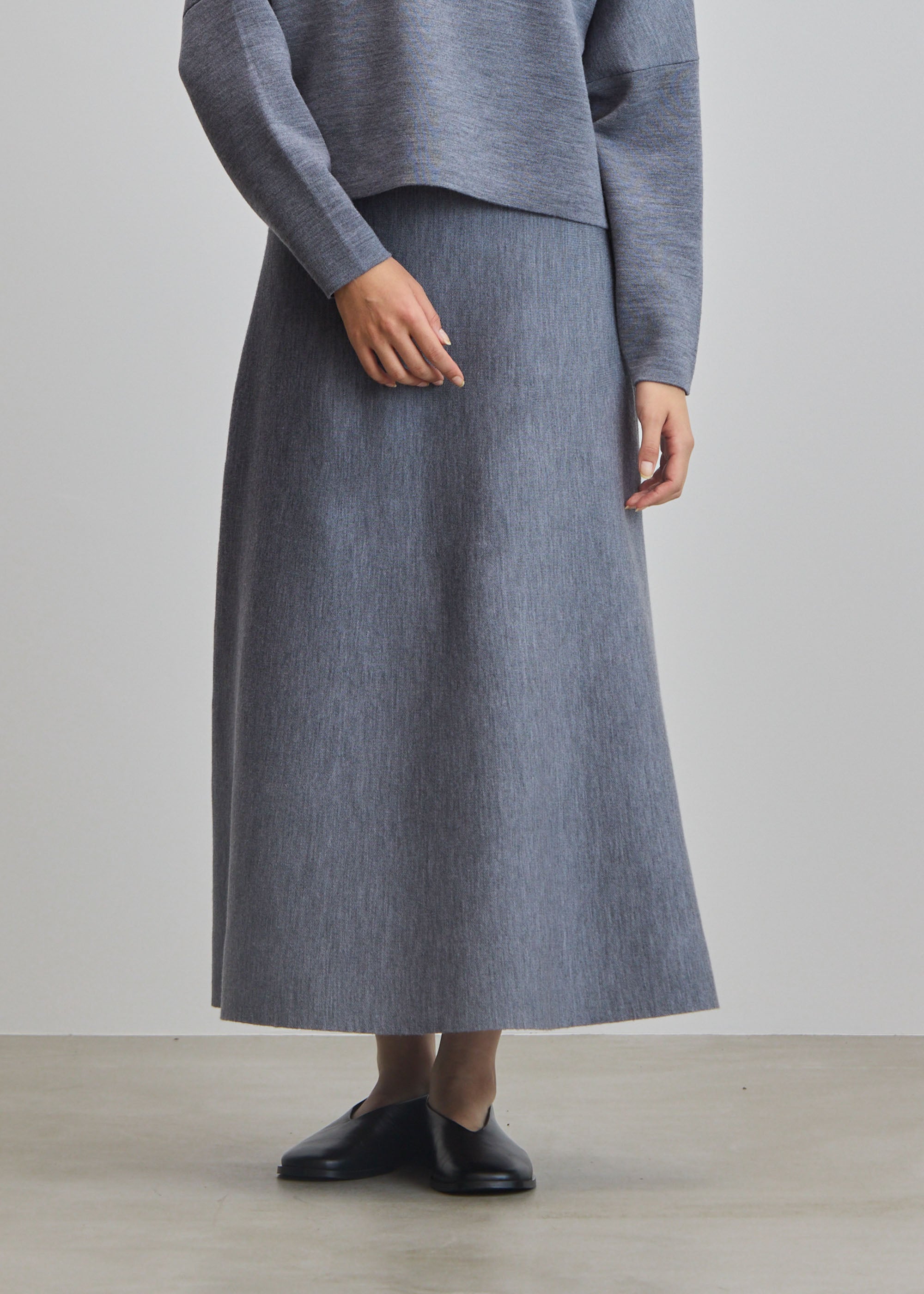 スウェットライクフレアスカート