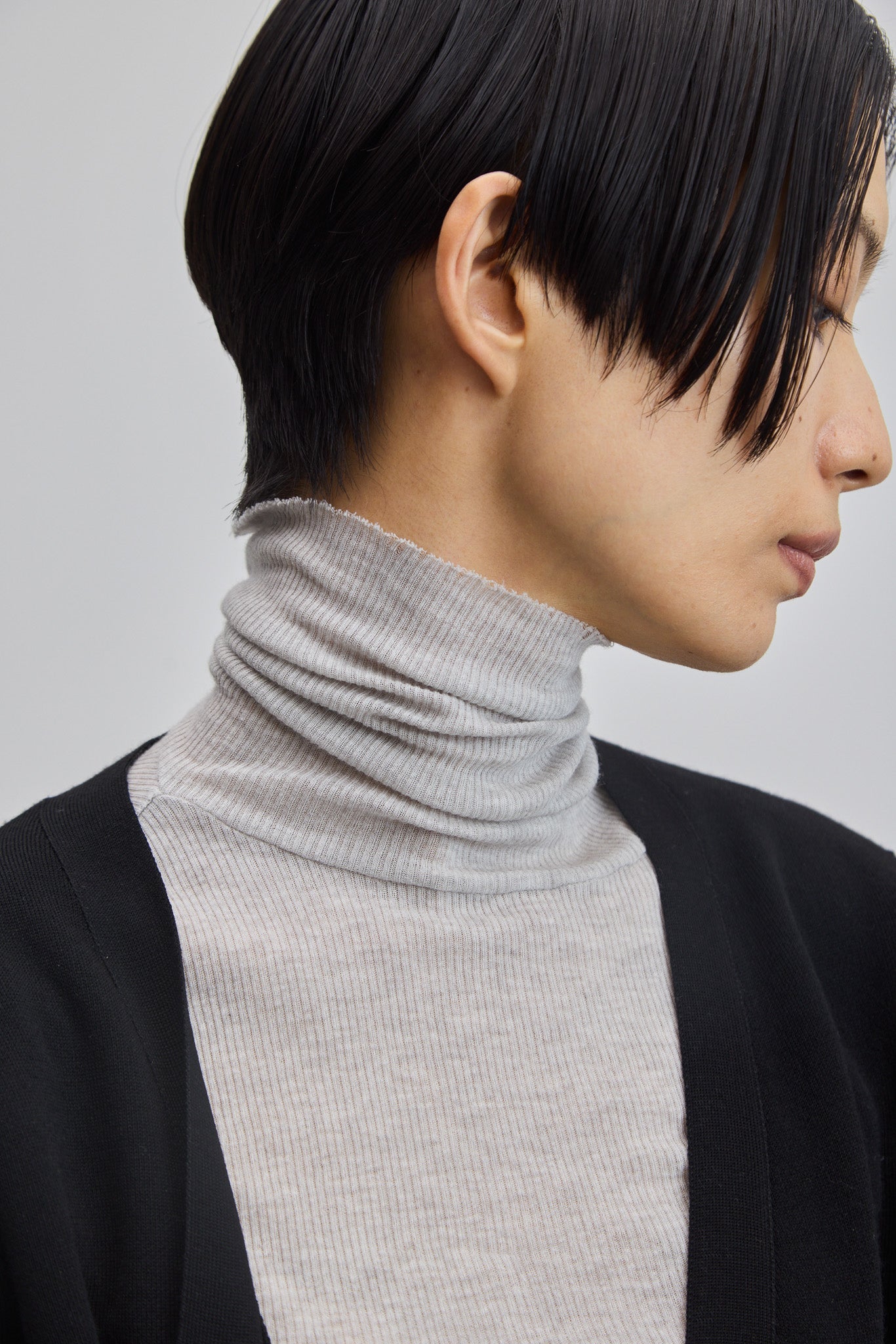 カシミヤ混タートルネックカットソー