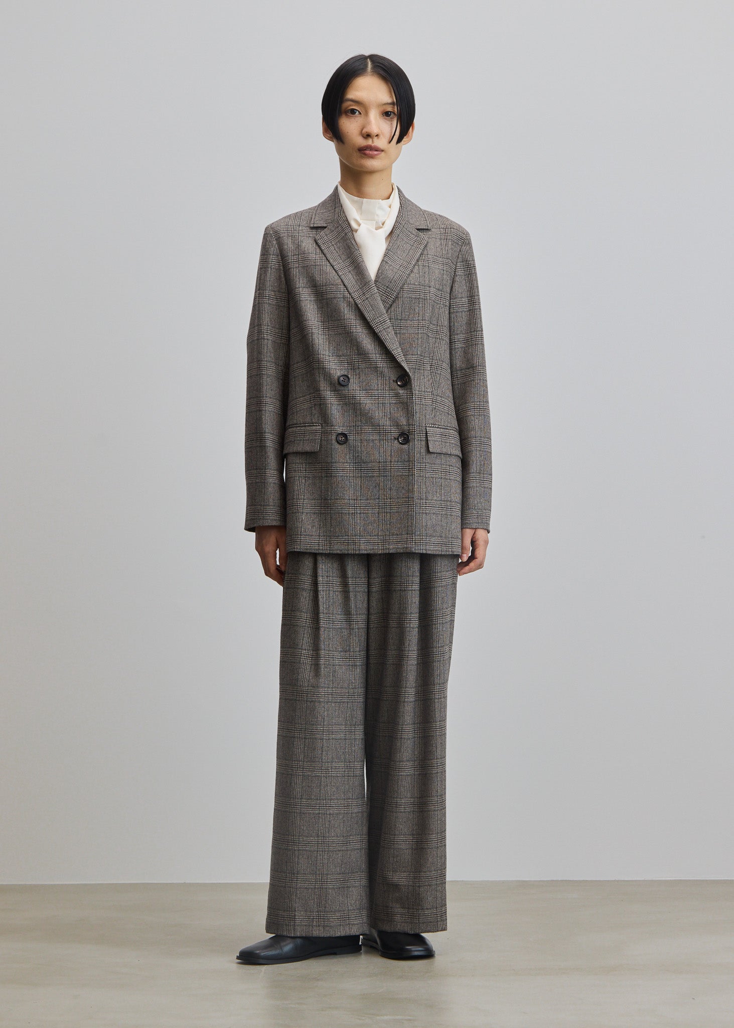 モデル:170cm サイズ:M