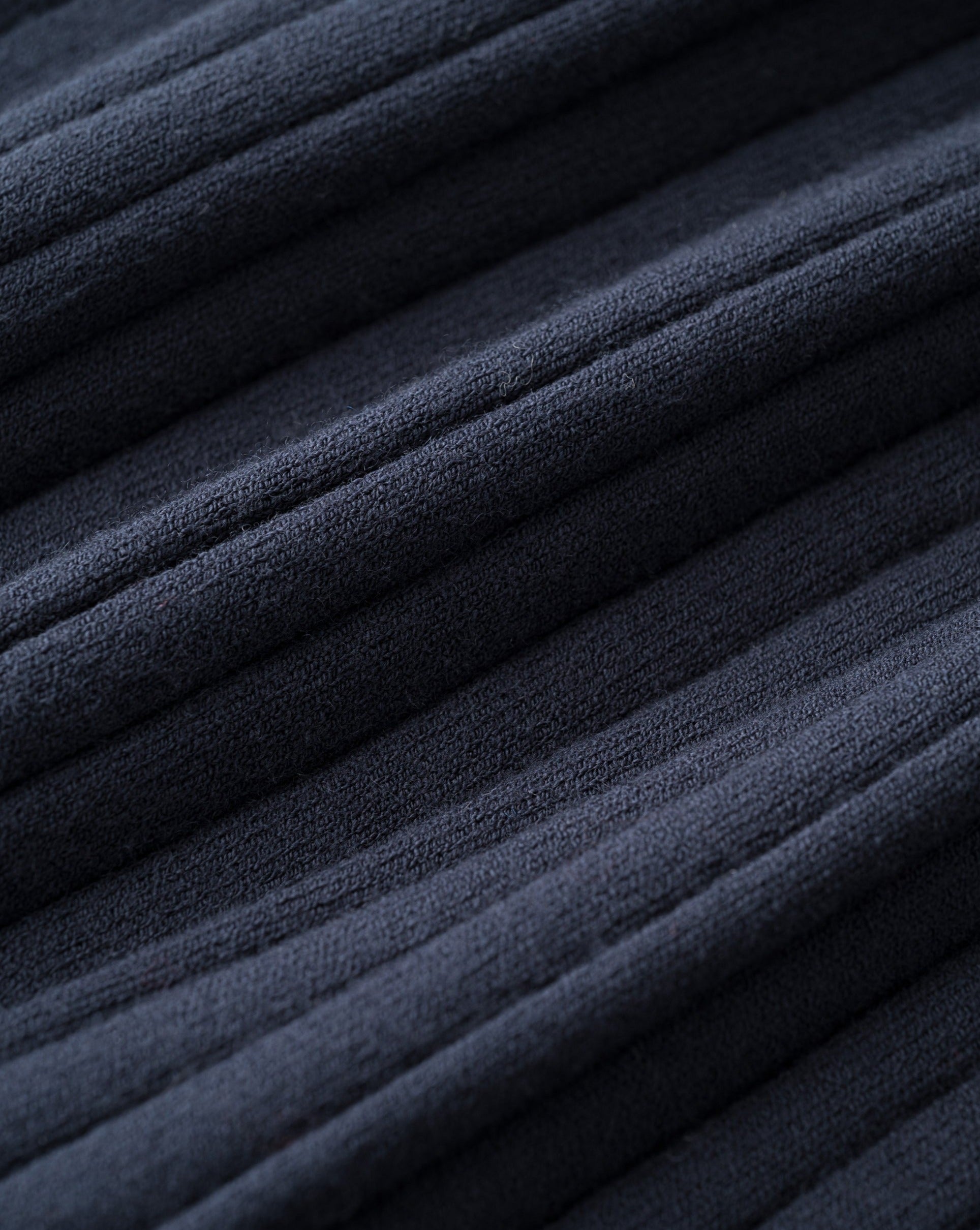 ワイドリブタートルネックニット