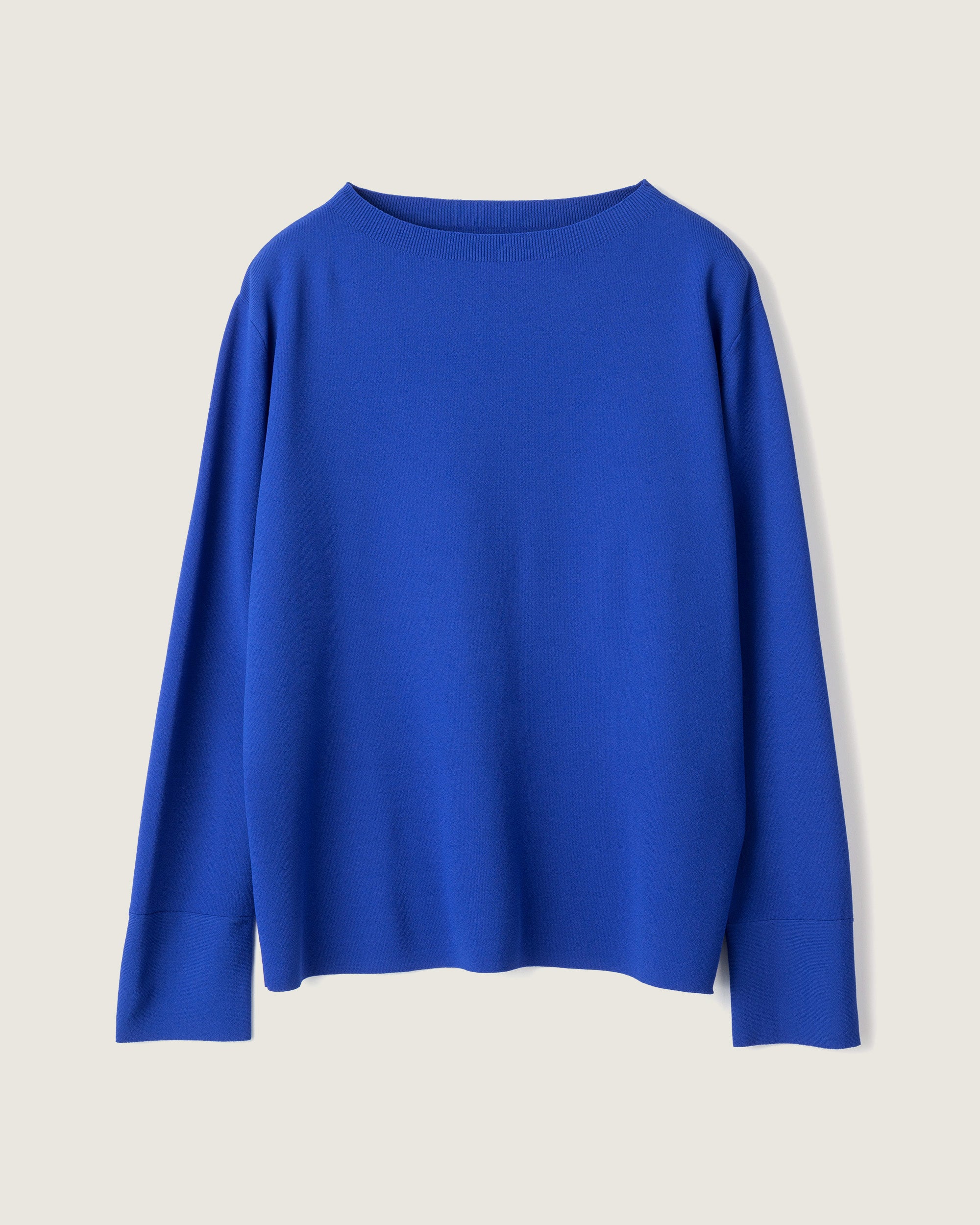 クルーネックニットプルオーバー