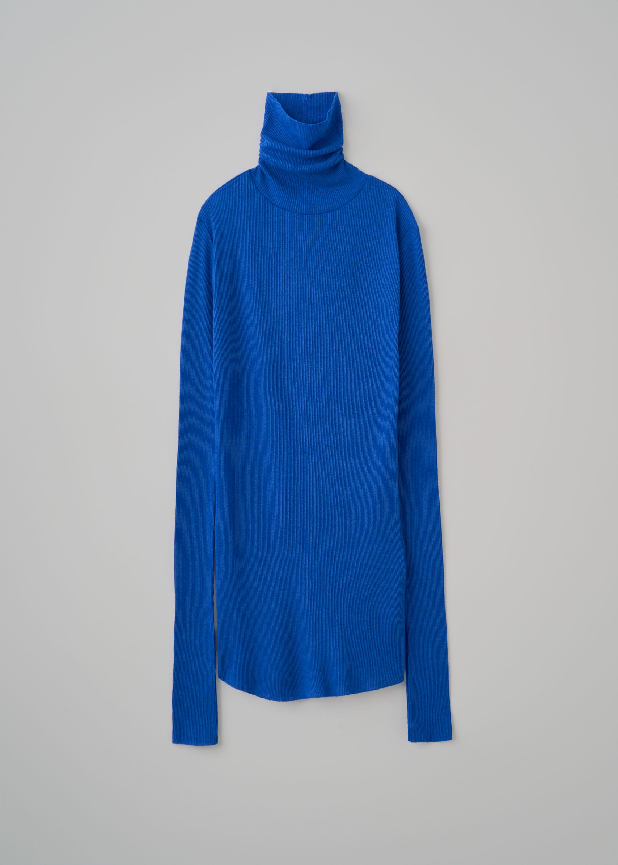 カシミヤ混タートルネックカットソー