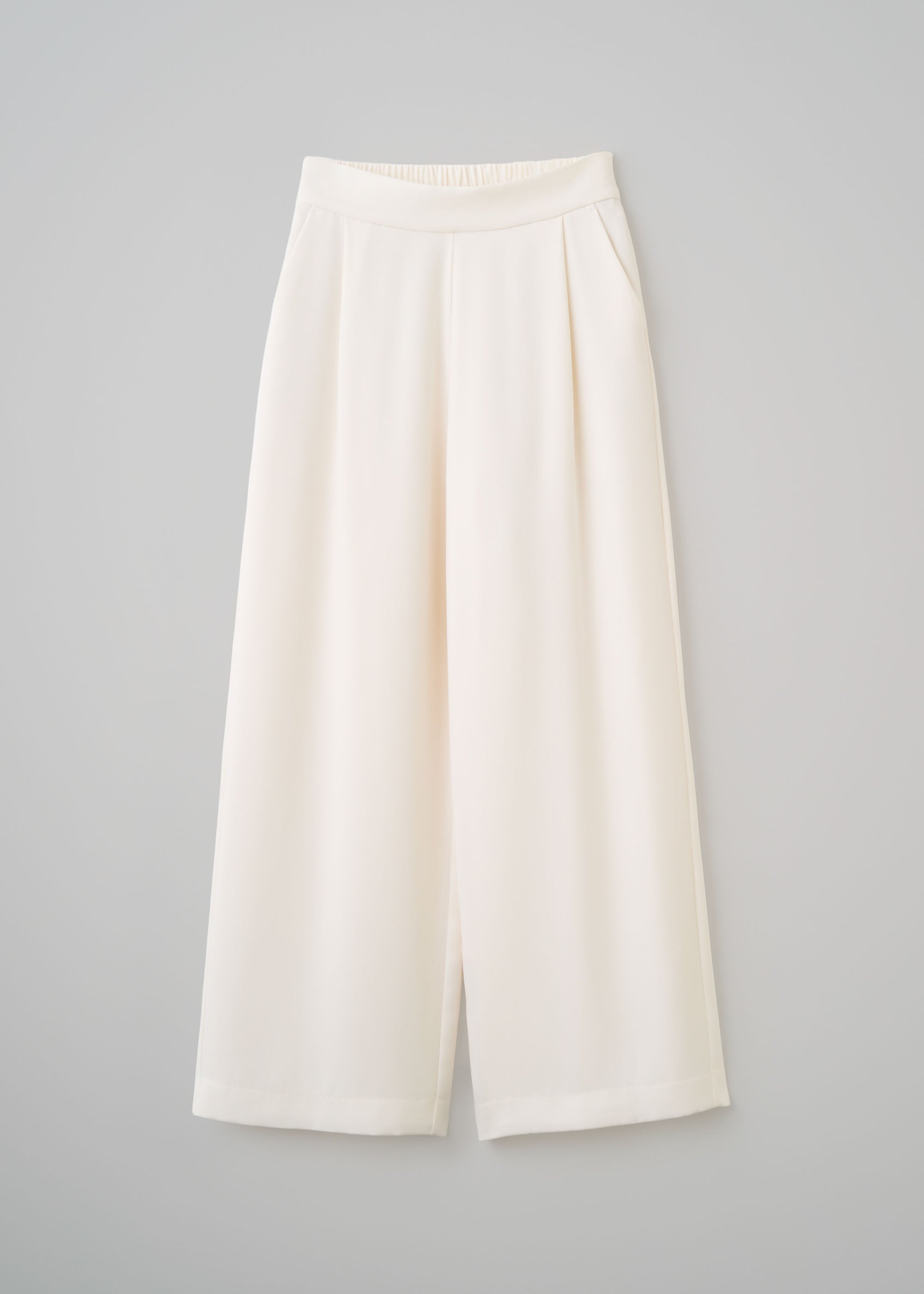 サイドタックワイドパンツ