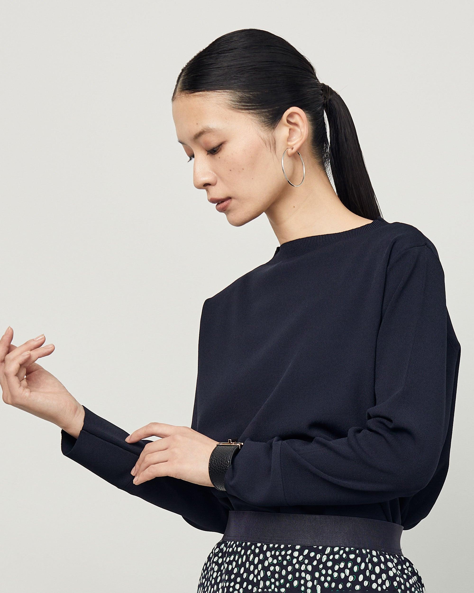 クルーネックニットプルオーバー