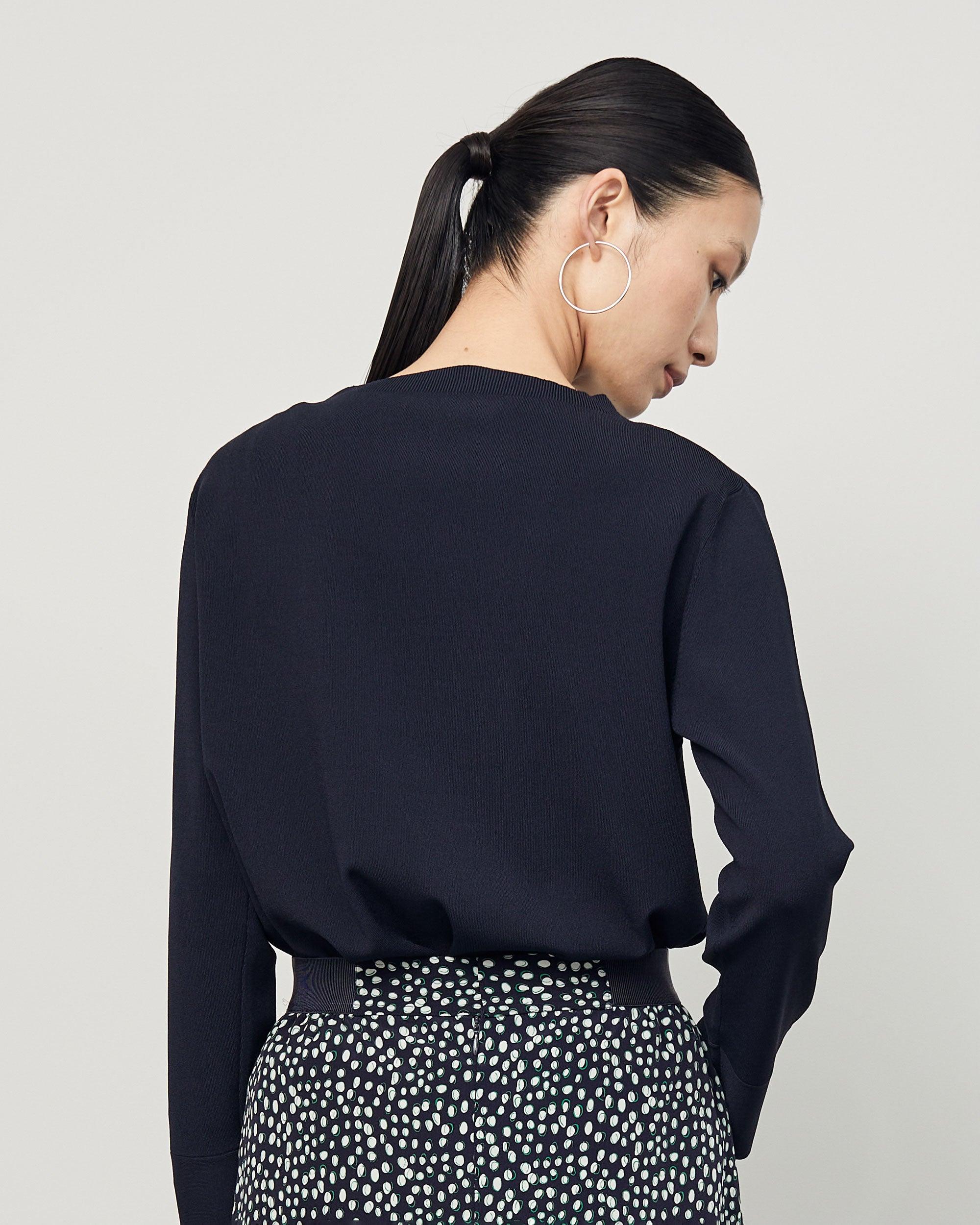 クルーネックニットプルオーバー