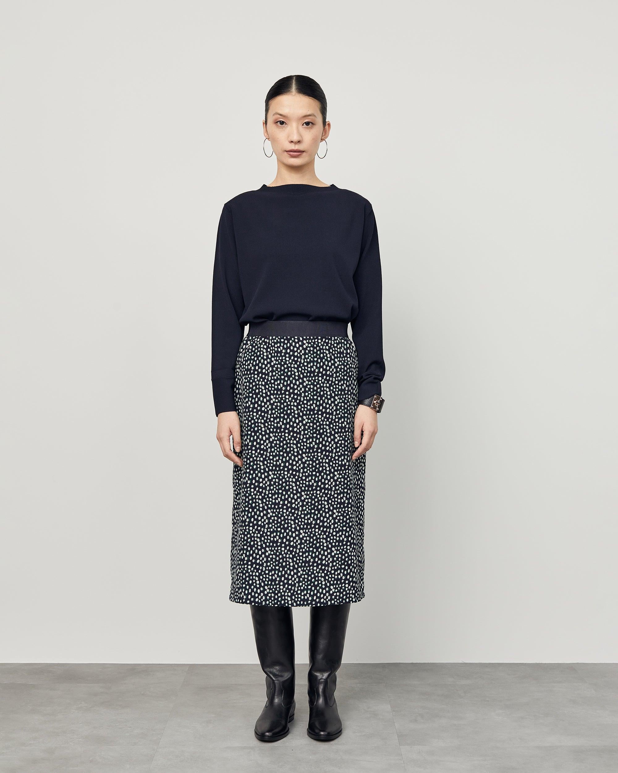 クルーネックニットプルオーバー