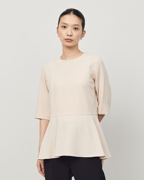 モデル:170cm サイズ:M