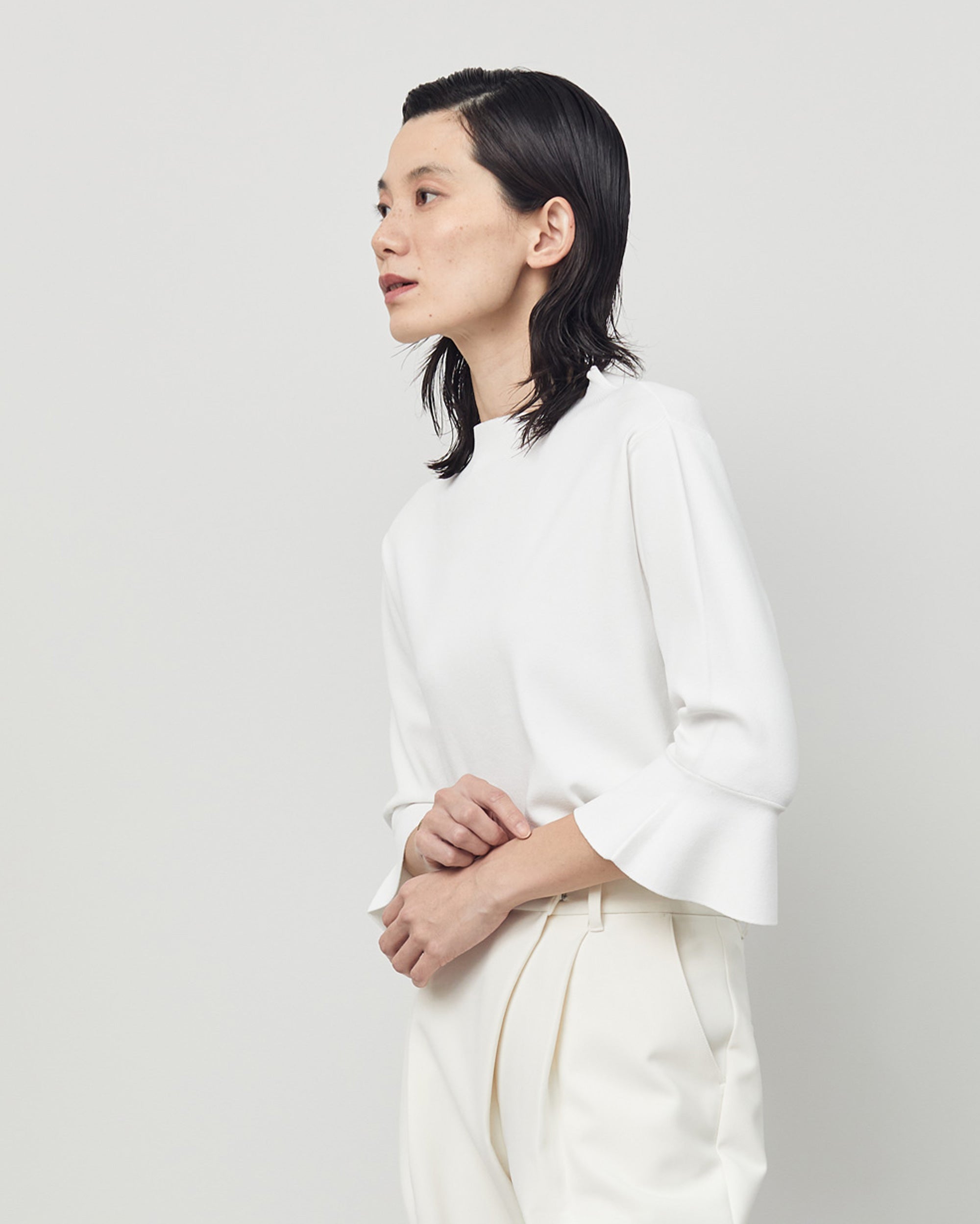 フレアスリーブニットプルオーバー