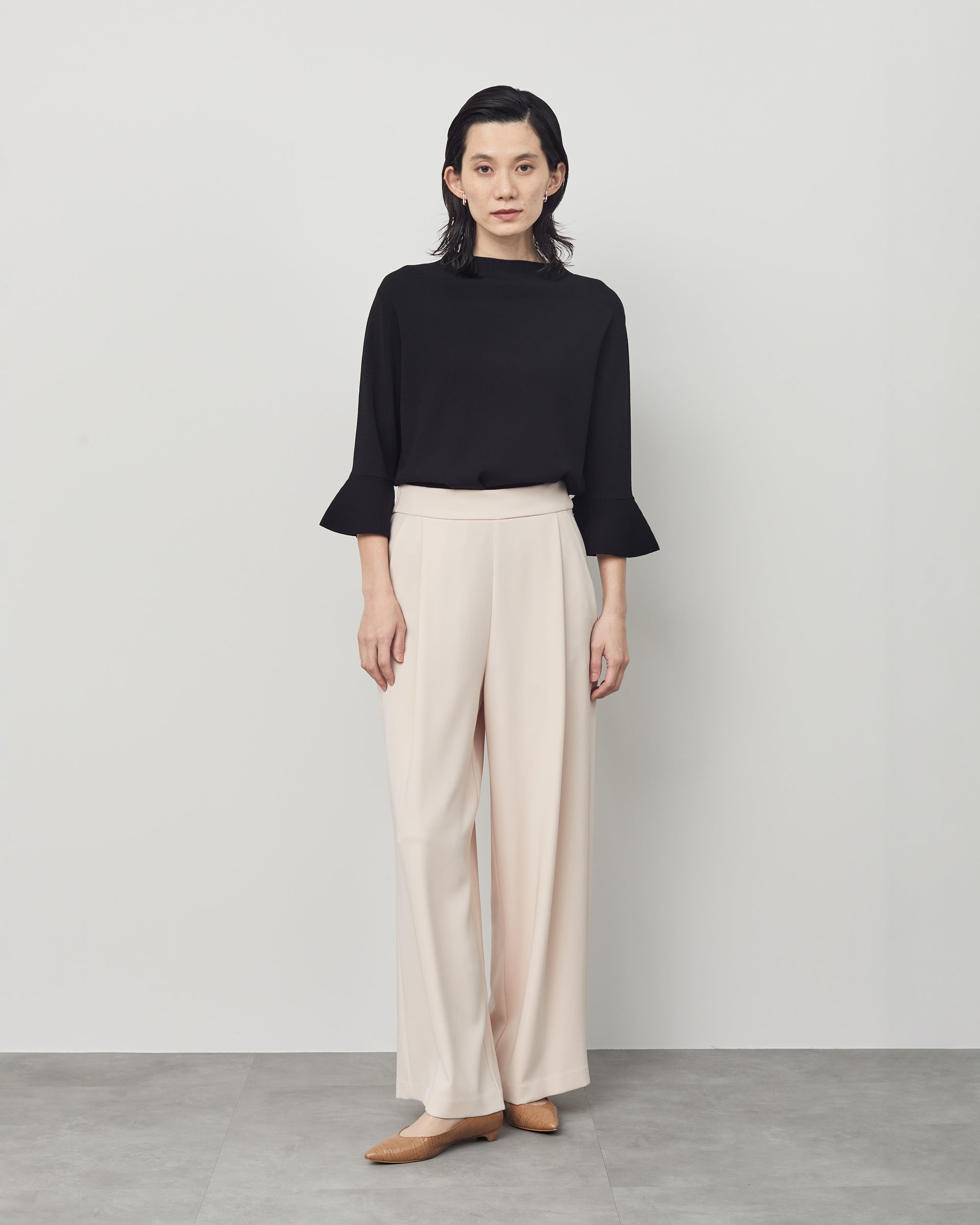 フレアスリーブニットプルオーバー