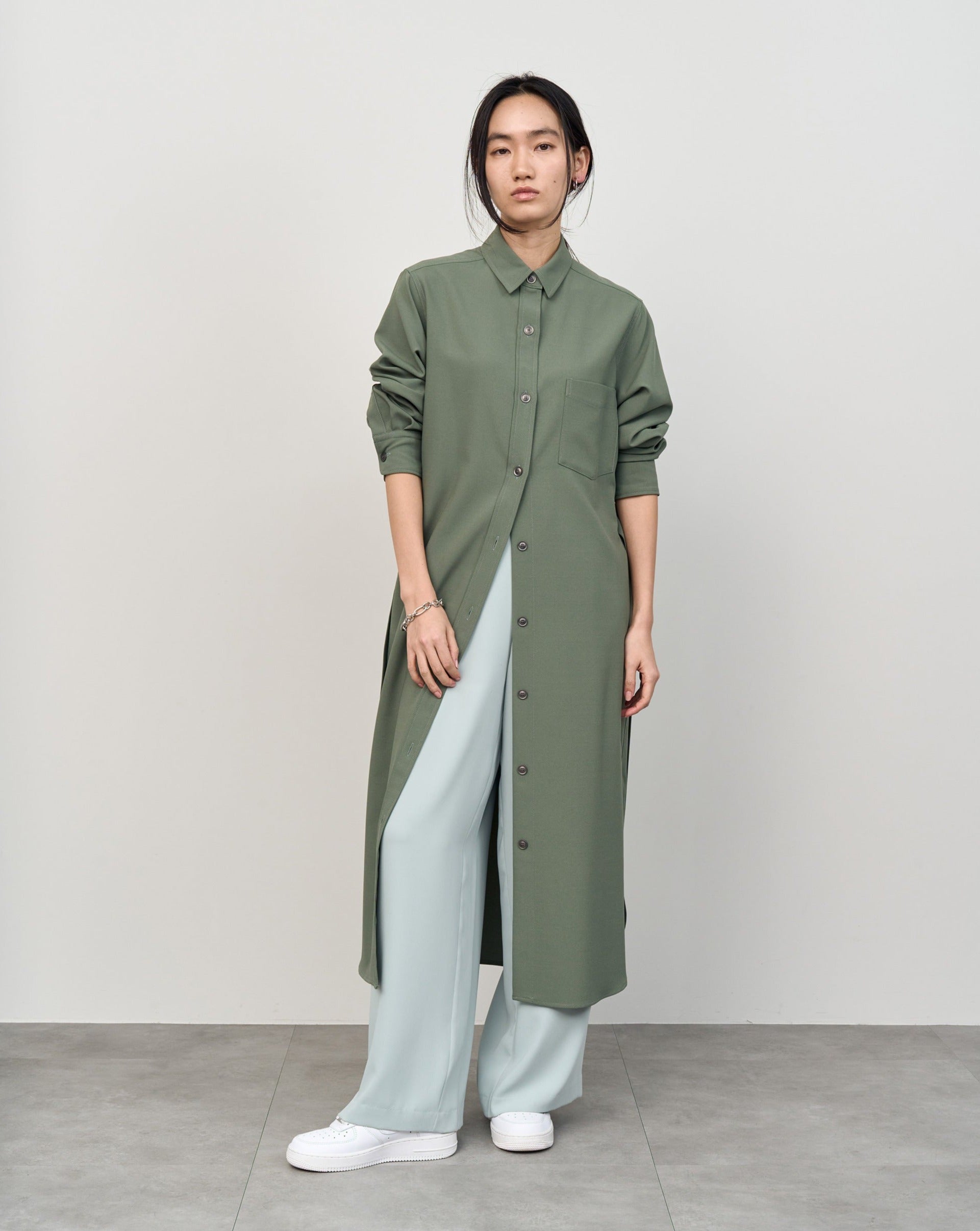 モデル:171cm サイズ:L