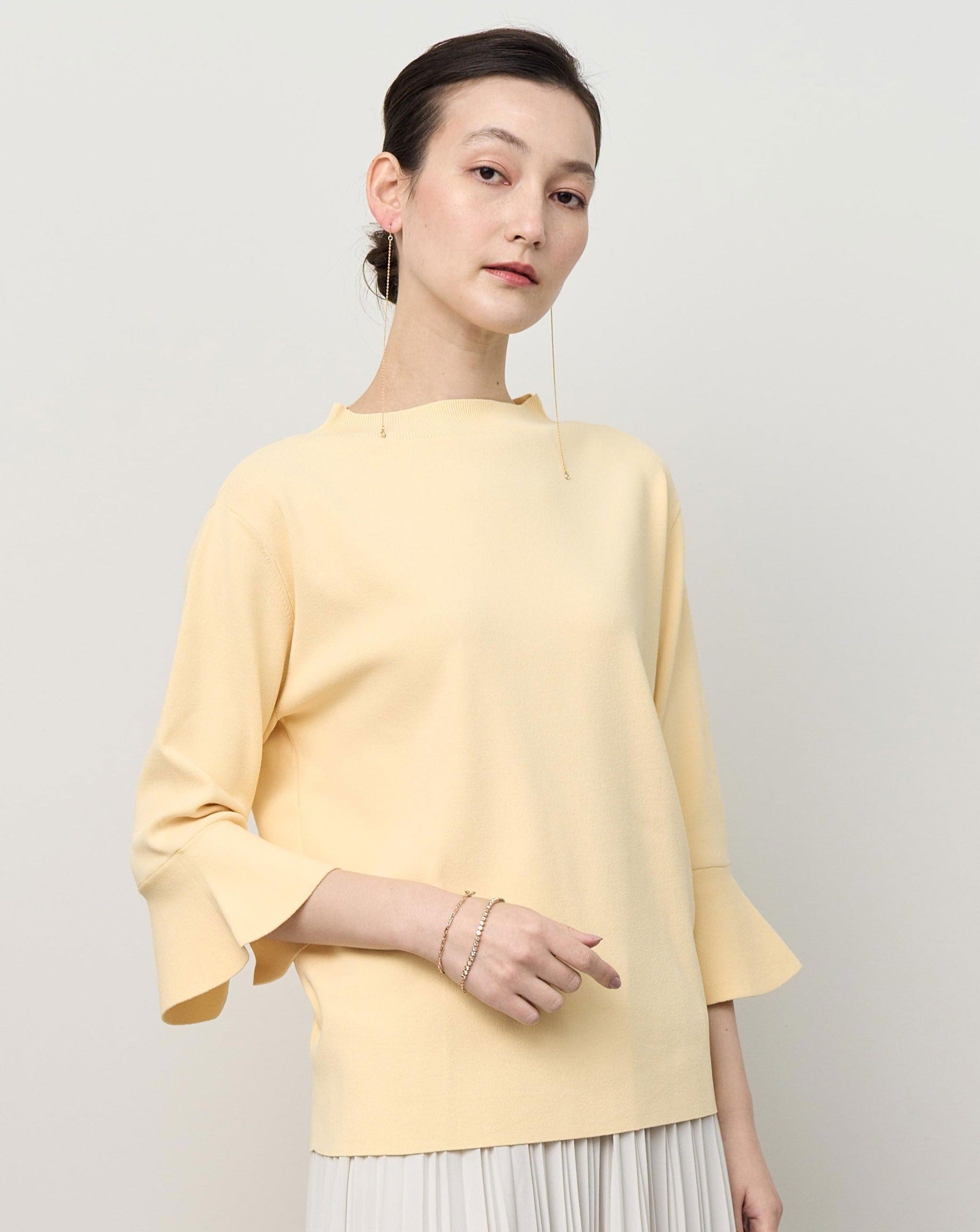 フレアスリーブニットプルオーバー