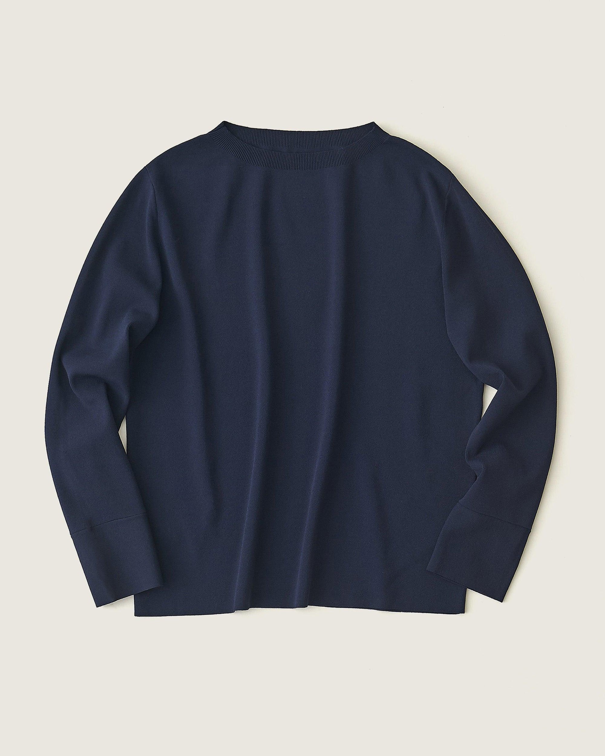 クルーネックニットプルオーバー