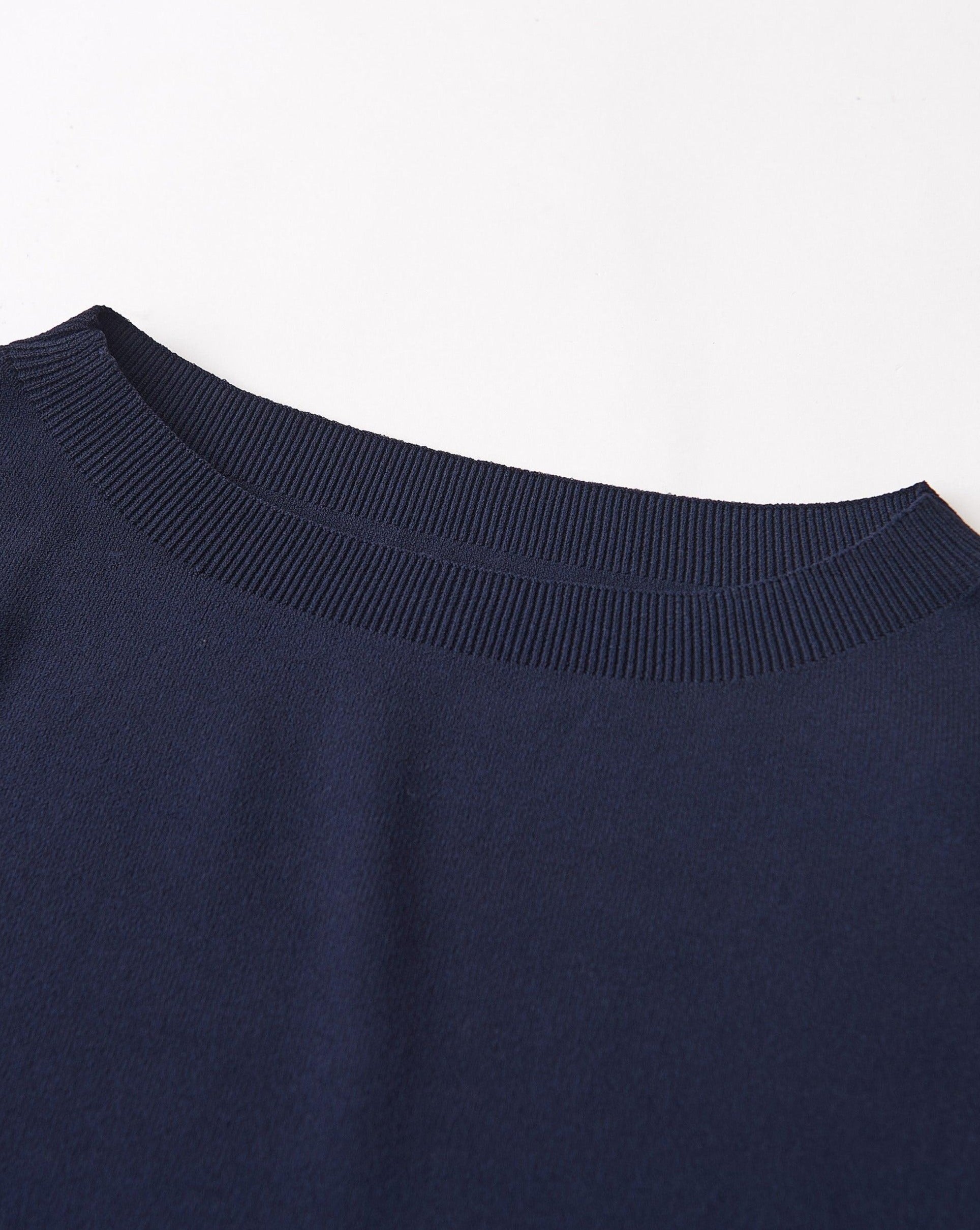 クルーネックニットプルオーバー