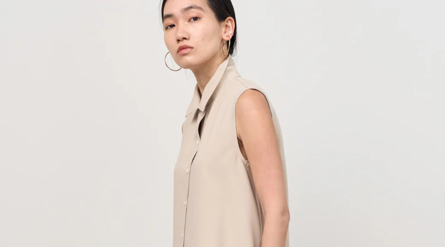 夏の疲れを癒す優しい配色。ナチュラルカラーで作る上品カジュアル6選