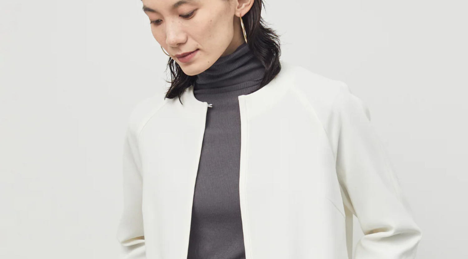 コートを着ても脱いでもサマになる、冬のスタイリングアイディア