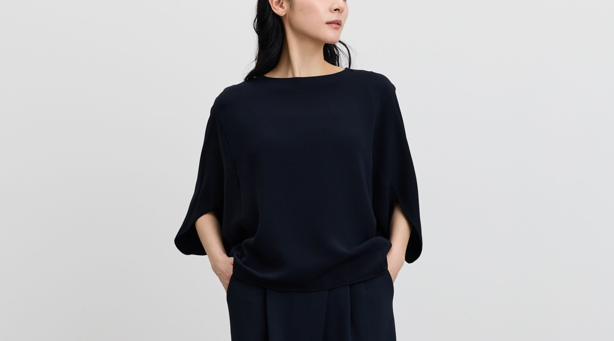 【再入荷】初夏を涼しく一枚で装いを完成させる、大人のきちんと見えブラウスが再入荷