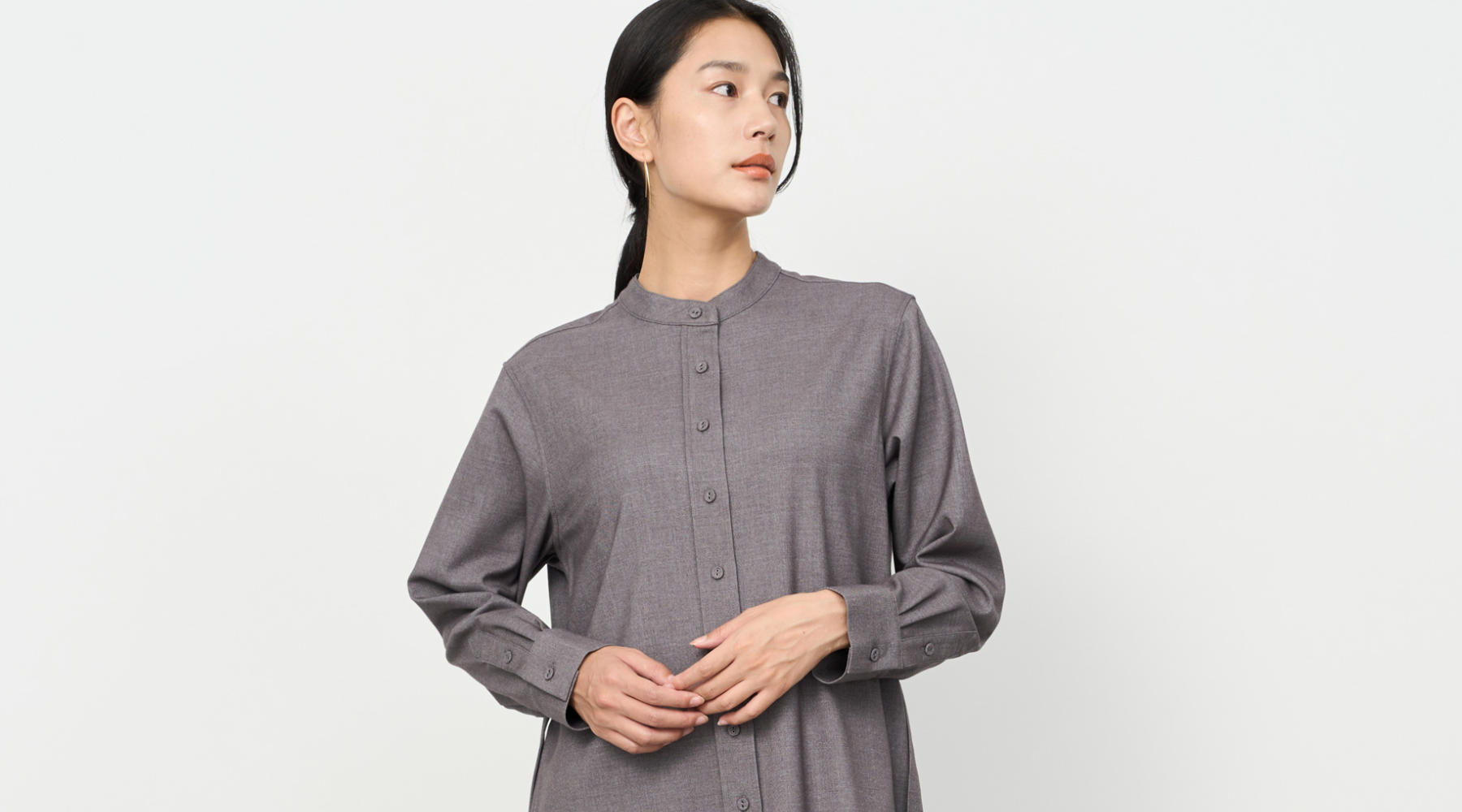 ソージュ soej ウール混バンドカラーシャツワンピース　グレー　１回着　超美品 11月2週のおすすめ】自由自在な着回しを叶える。温かみある秋冬仕様の