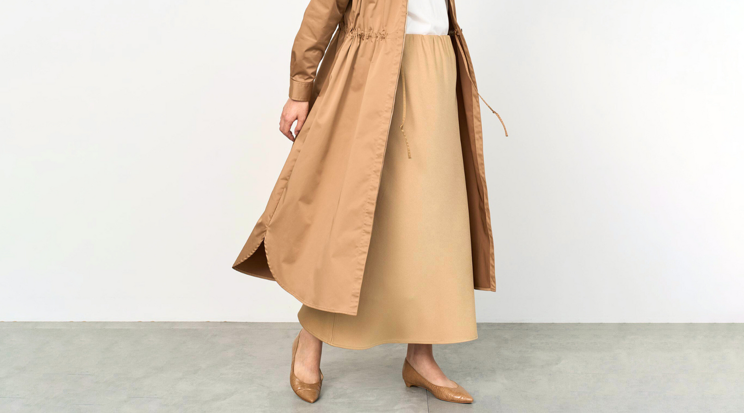 【再入荷】即完売した人気カラーが再入荷。上品な艶のトリアセサテンロングスカート