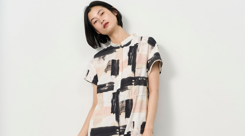 【新品未使用】完売色 SOÉJU ペイント柄ワンピース BLACK / FREE ペイント柄ワンピース - SOÉJU online store｜上質な大人の女性