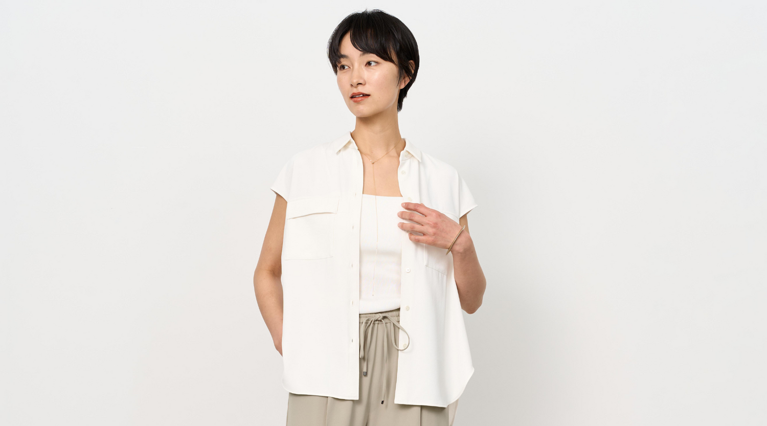 【再入荷】暑い季節も快適に美しく。即完売したヴィンテージサテンシャツが再入荷｜大人気COOL SMOOTHシリーズ