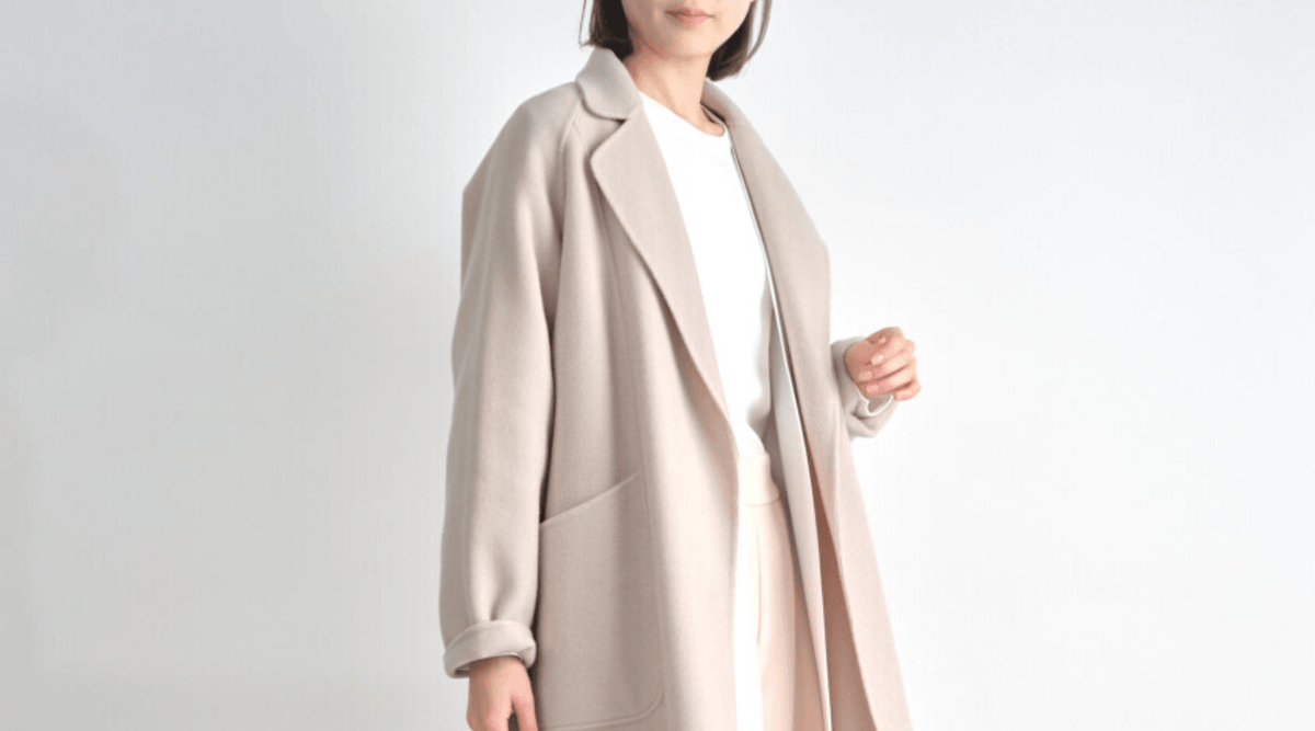 冬が明けたらコートを脱ぐだけ。今から始める春色の重ね着スタイル - SOÉJU online store (ソージュ オンラインストア)