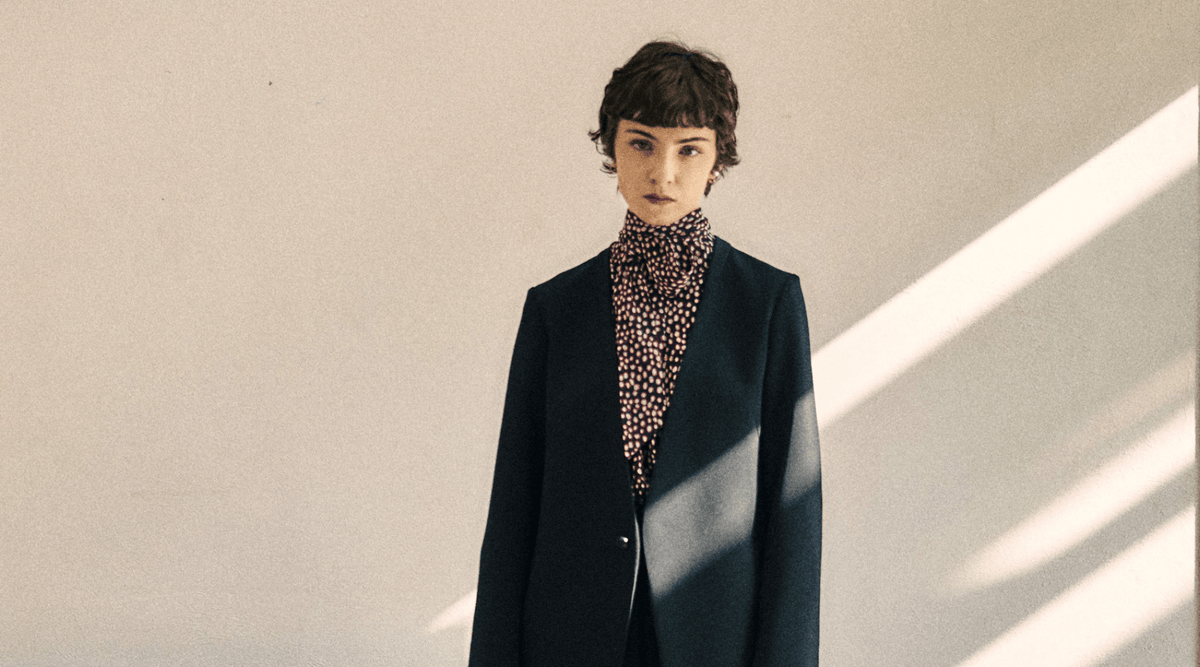 毎日スタイルにひと匙の特別感を。日常に馴染む冬のドレスアップスタイル - SOÉJU online store (ソージュ オンラインストア)