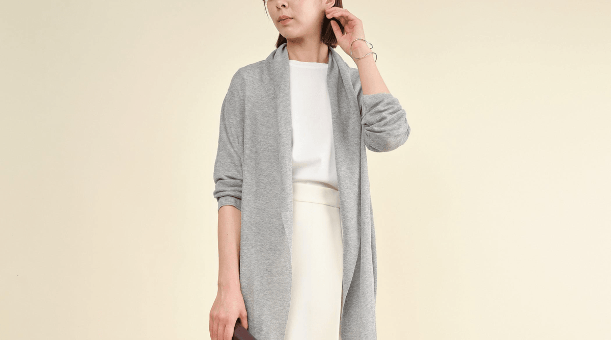 カラフルをお休みして気分をリセット。ベーシックカラーだけで作るシンプルスタイル