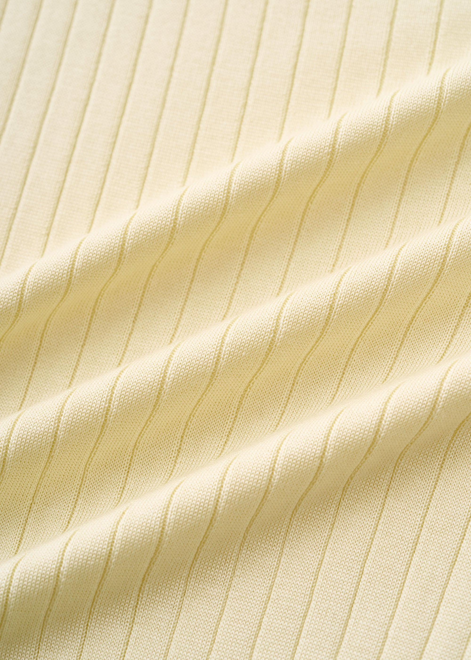 シルクワイドリブノースリーブニット