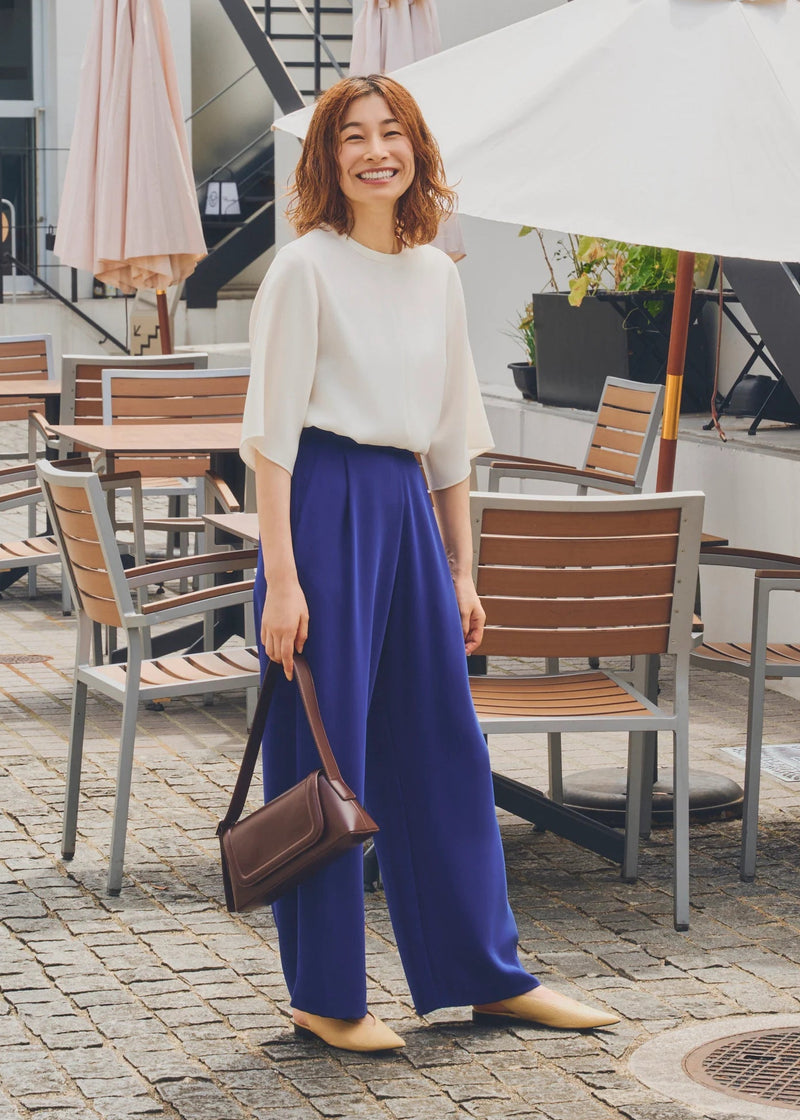 LOOK 02