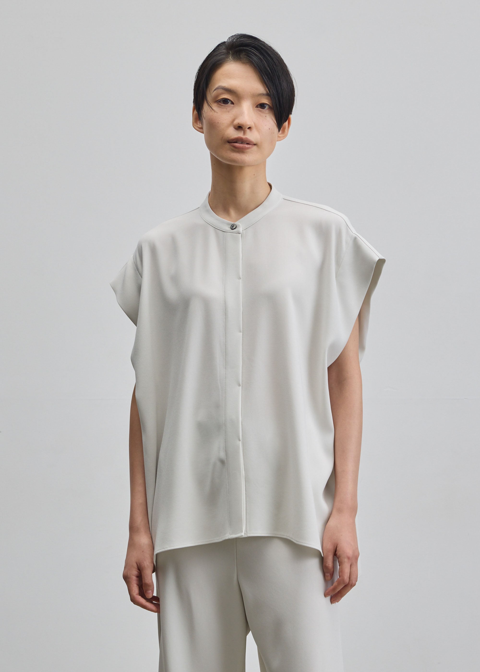 モデル:170cm サイズ:M
