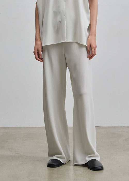 バイアスパンツ