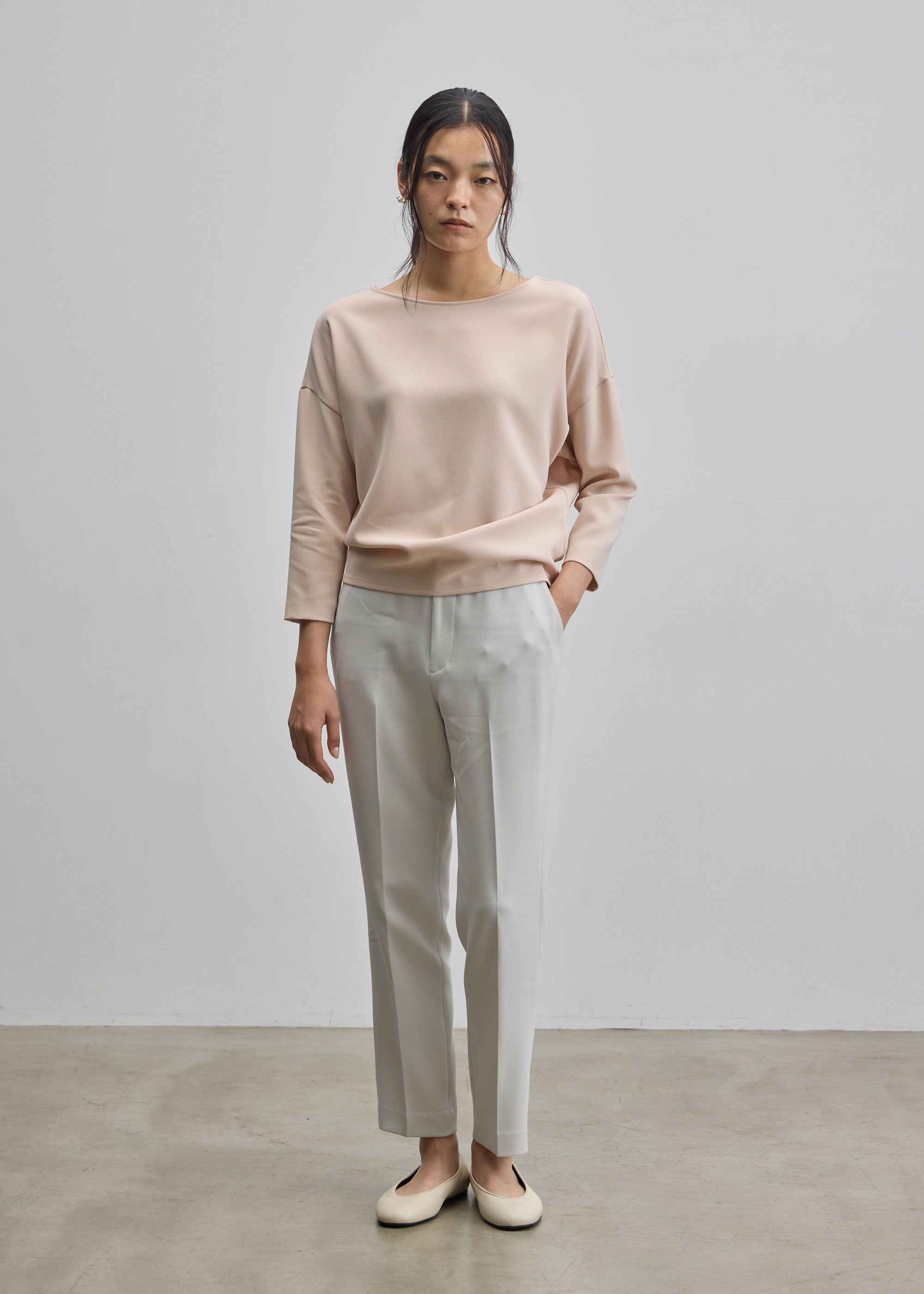 センタープレスパンツ - SOÉJU online store｜上質な大人の女性