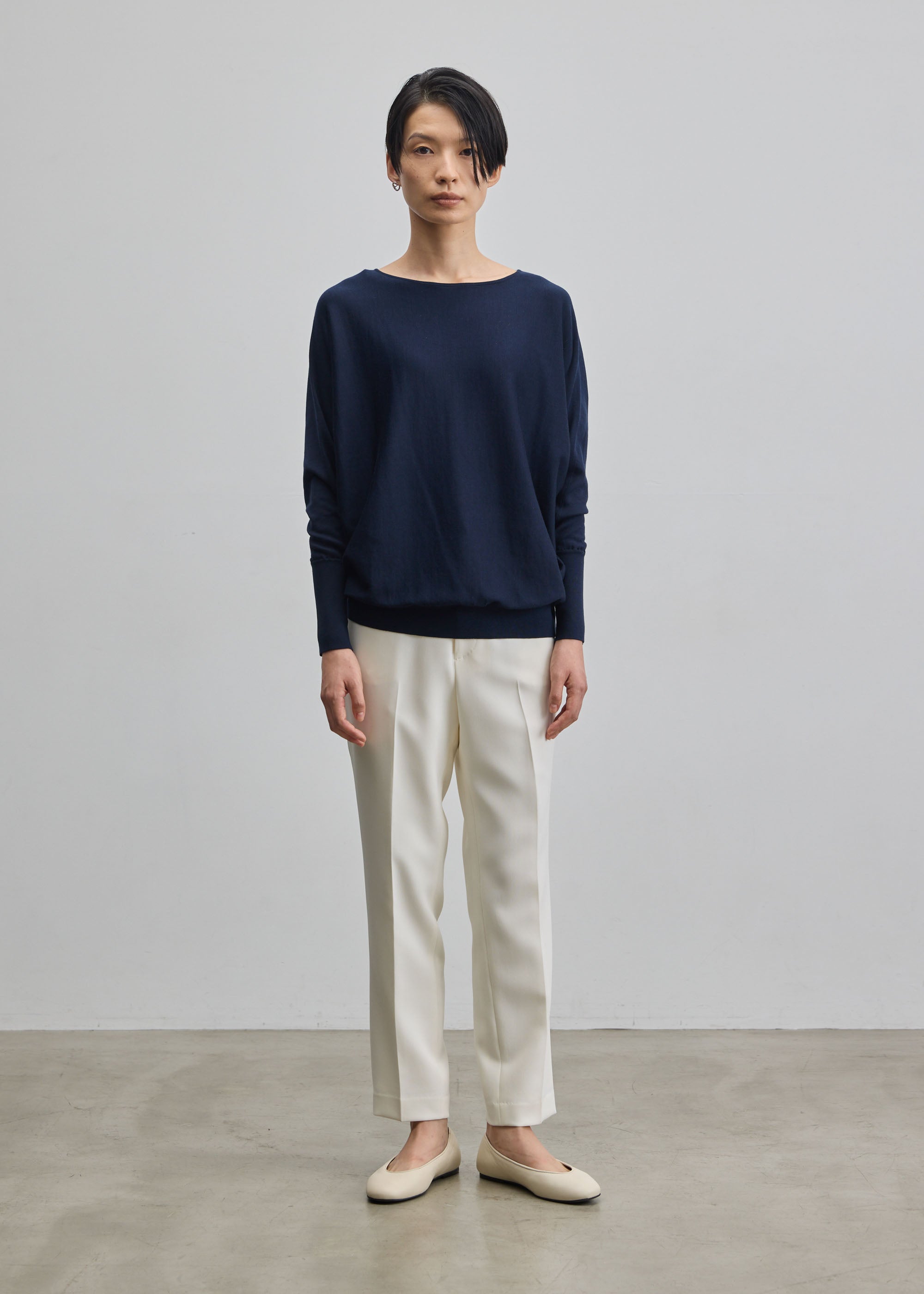 センタープレスパンツ - SOÉJU online store｜上質な大人の女性