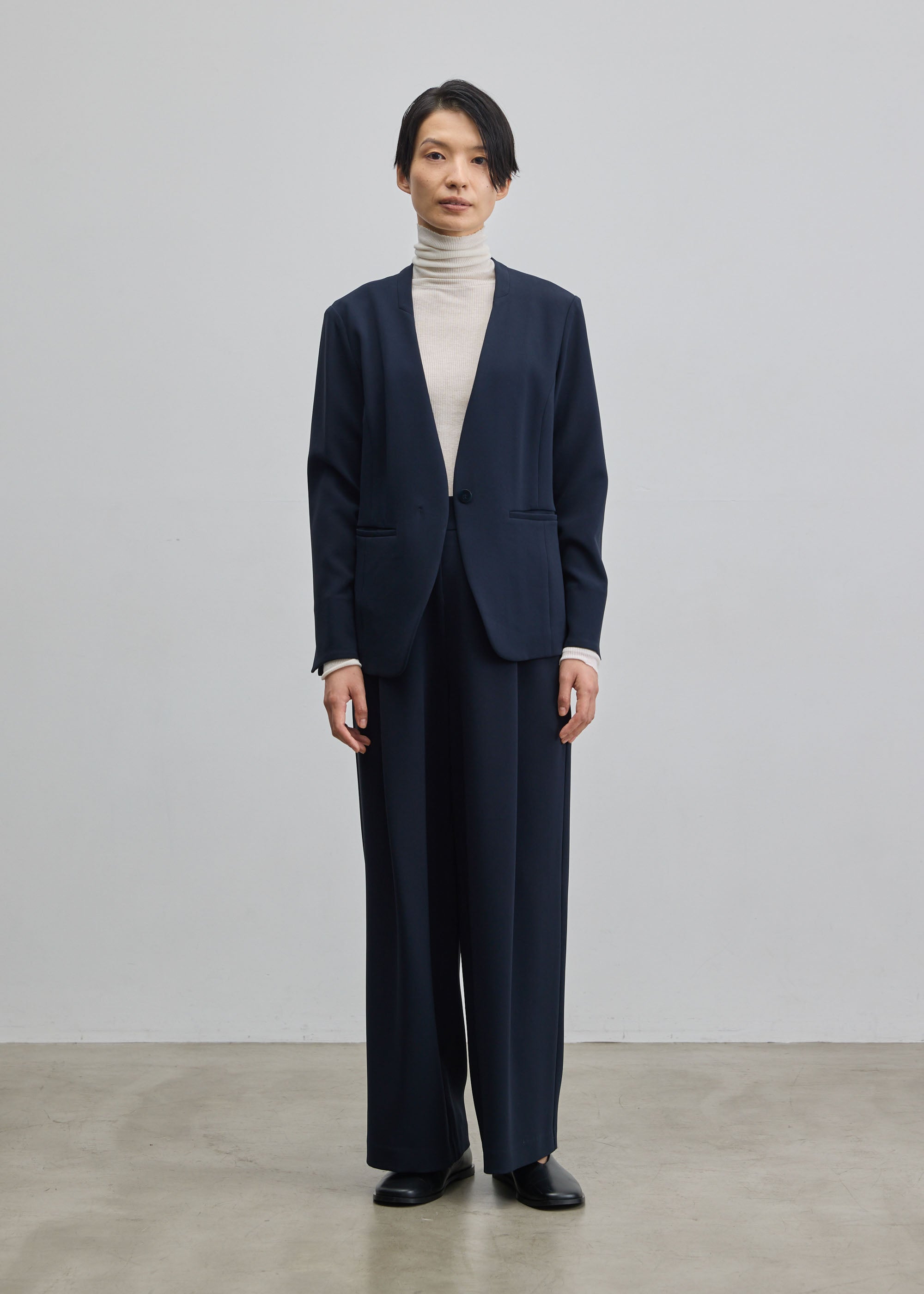 タックワイドパンツ - SOÉJU online store｜上質な大人の女性の