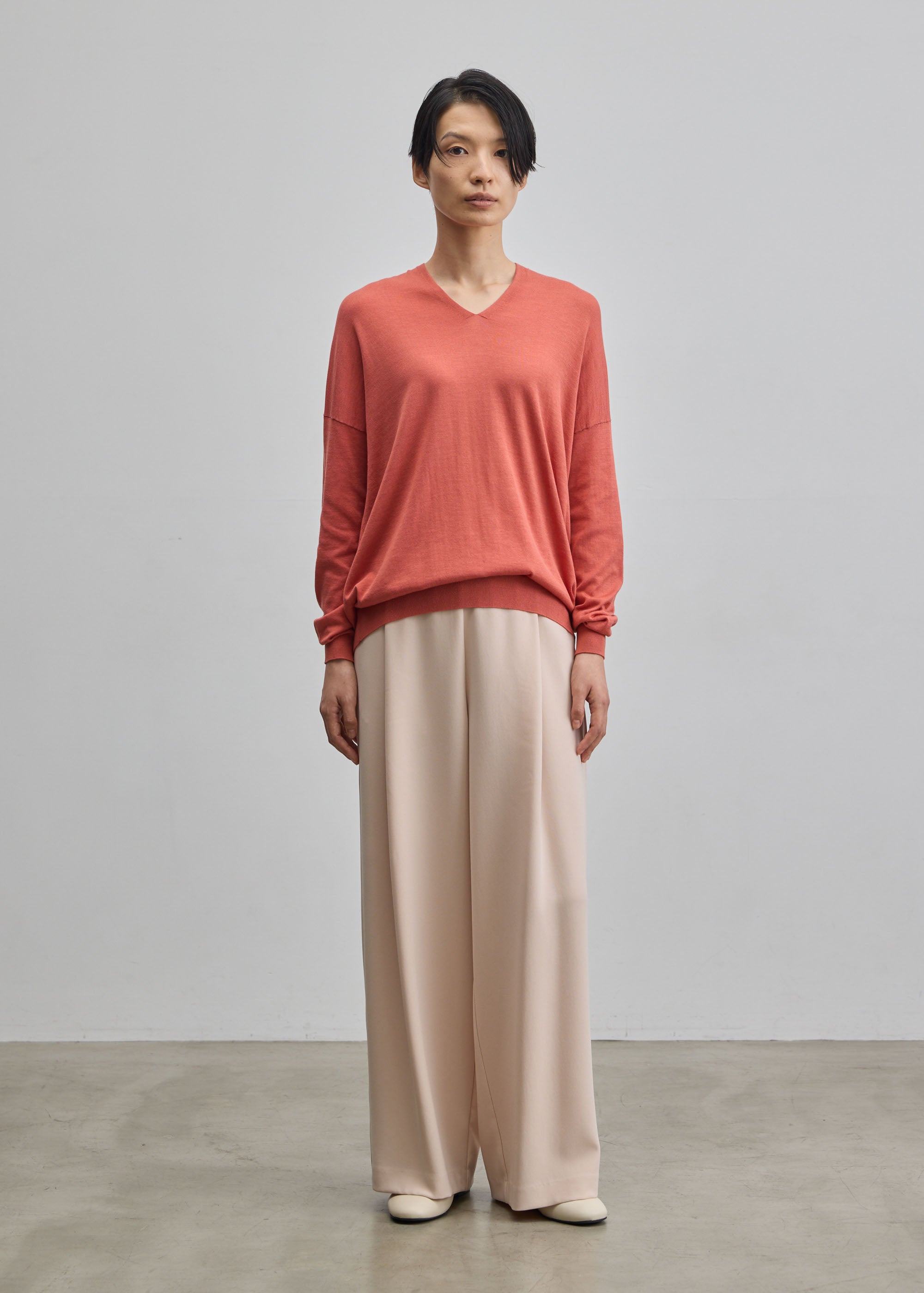 タックワイドパンツ - SOÉJU online store｜上質な大人の女性のための