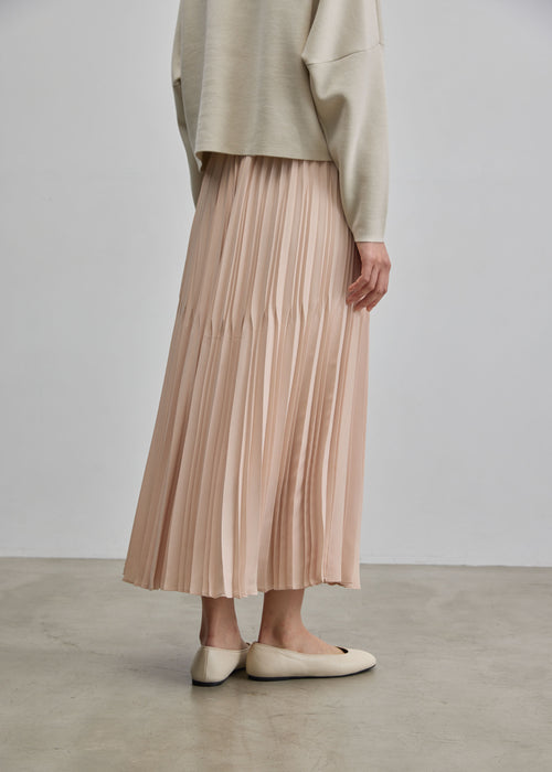 プリーツスカート