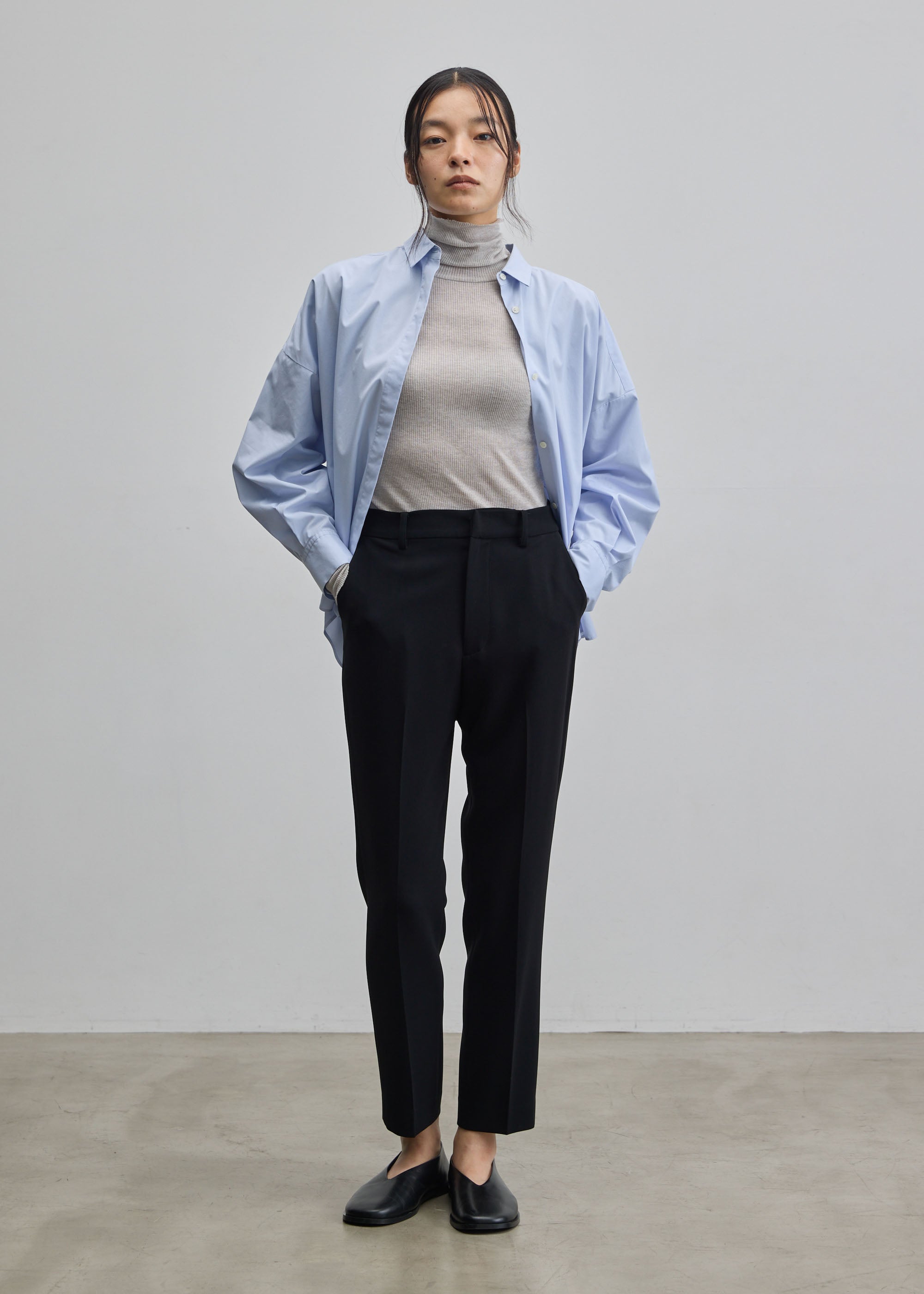 soeju センタープレスパンツ　ブラックMサイズ センタープレスパンツ - SOÉJU online store｜上質な大人の女性