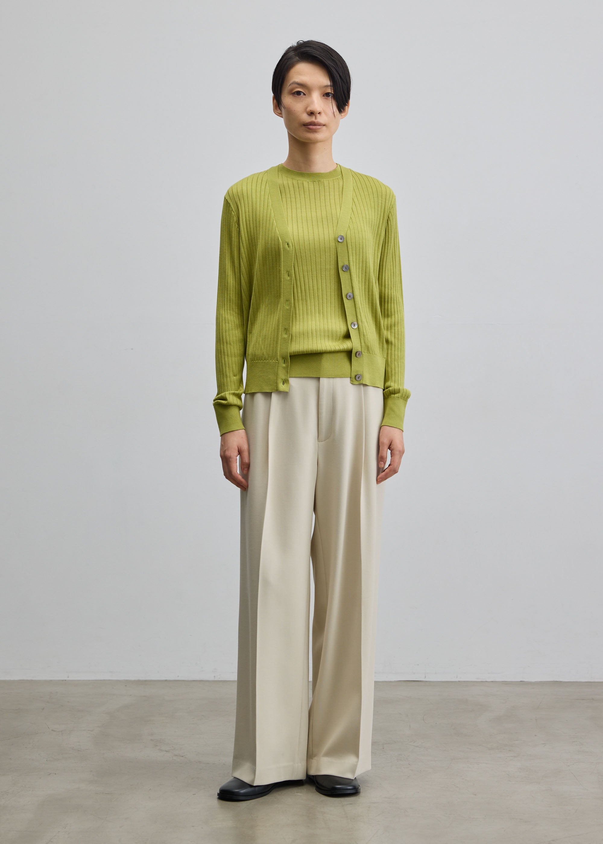 conte ワイドリブVネックカーディガン　ベージュ conte ワイドリブVネックカーディガン ベージュ UNITED ARROWS