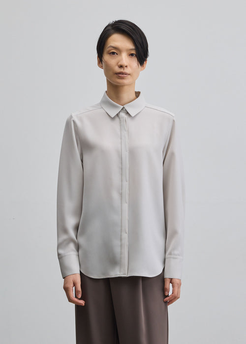 モデル:170cm サイズ:L