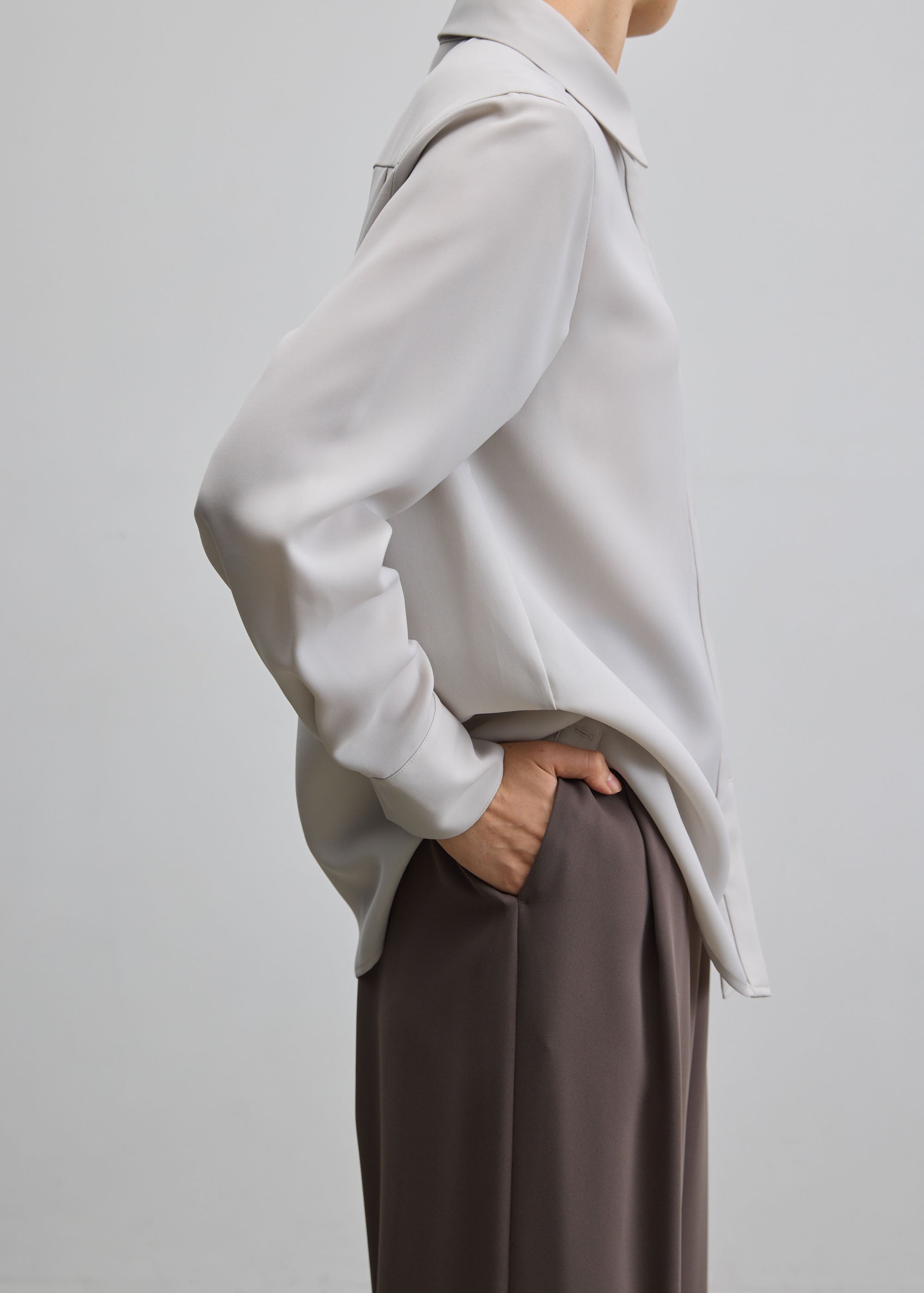 サイドタックワイドパンツ