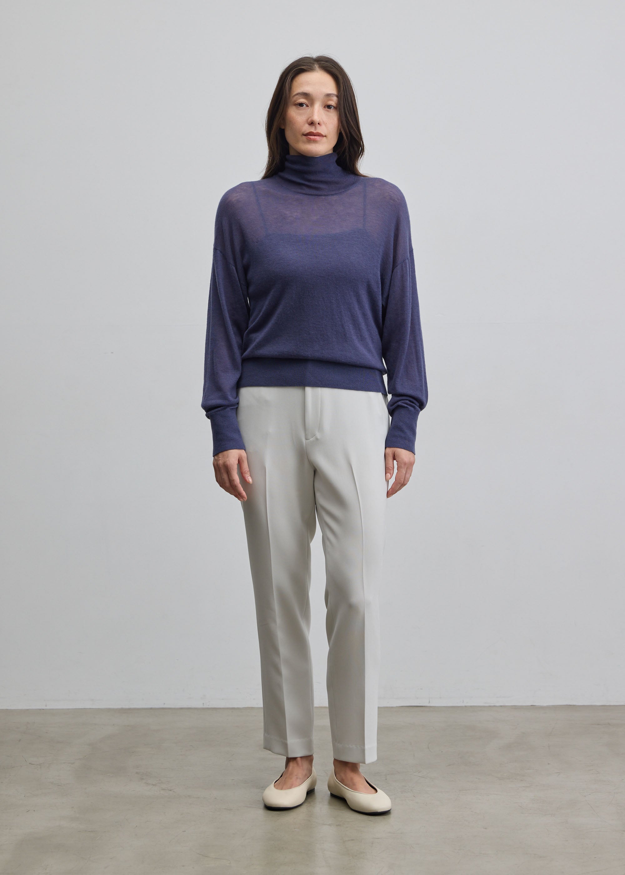 センタープレスパンツ - SOÉJU online store｜上質な大人の女性