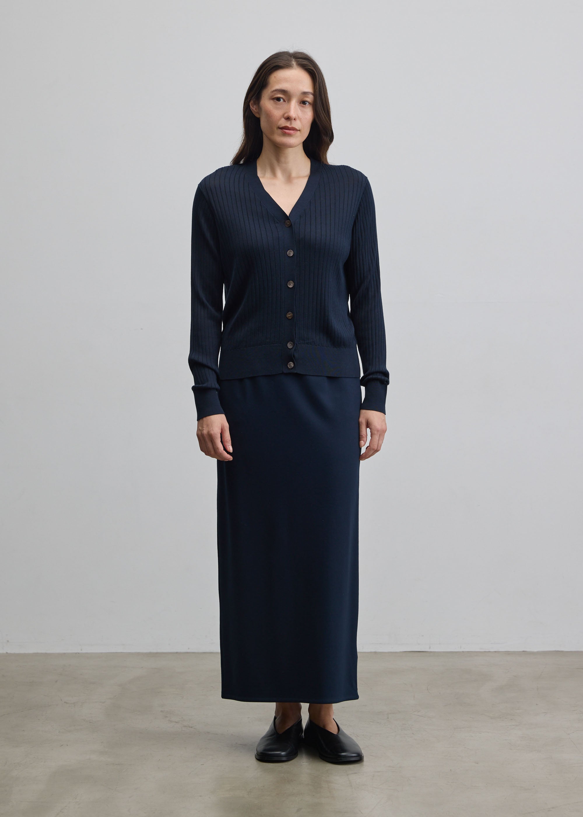 シルクワイドリブVネックカーディガン - SOÉJU online store