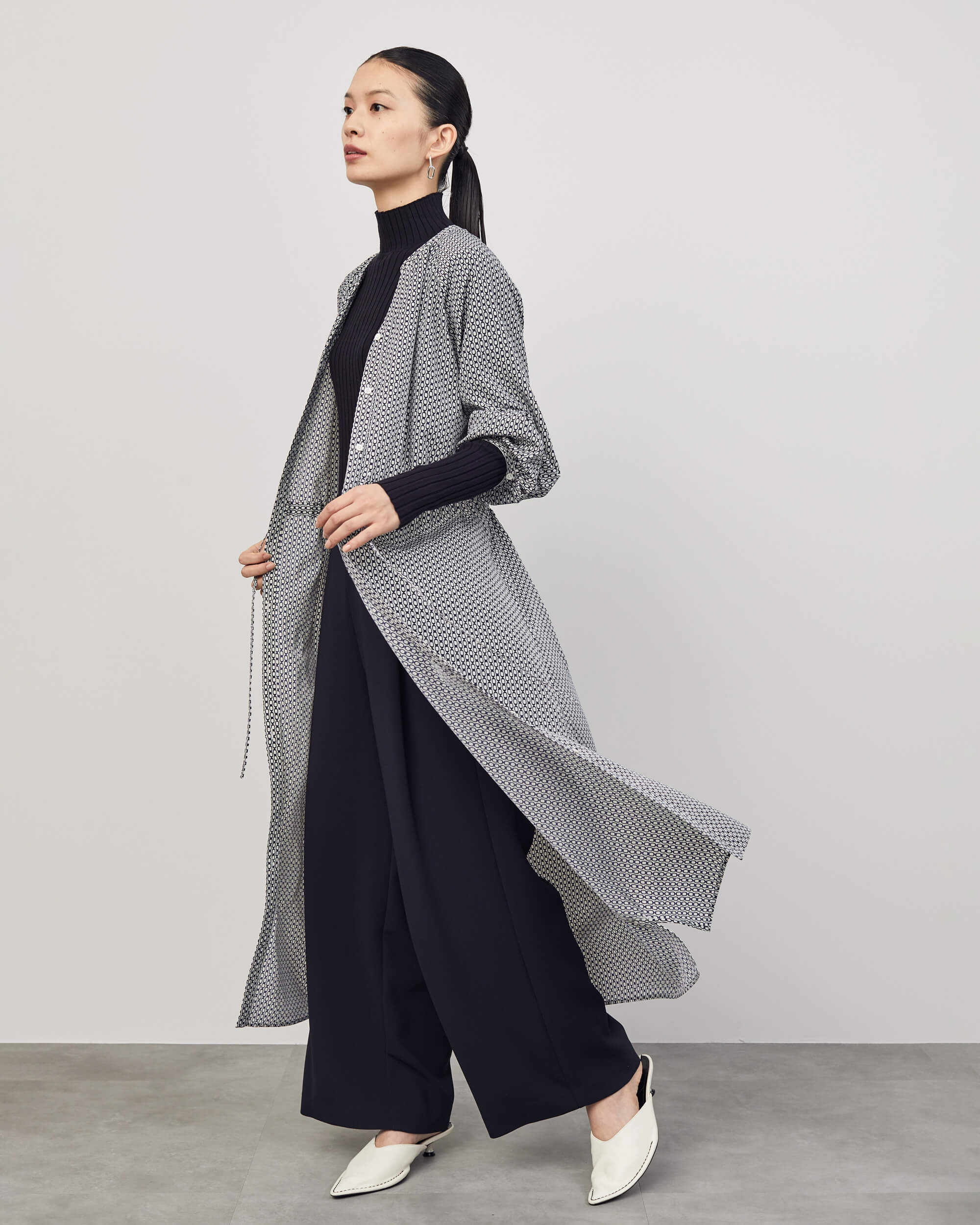 チェーン柄ワンピース - SOÉJU online store｜上質な大人の女性のため 