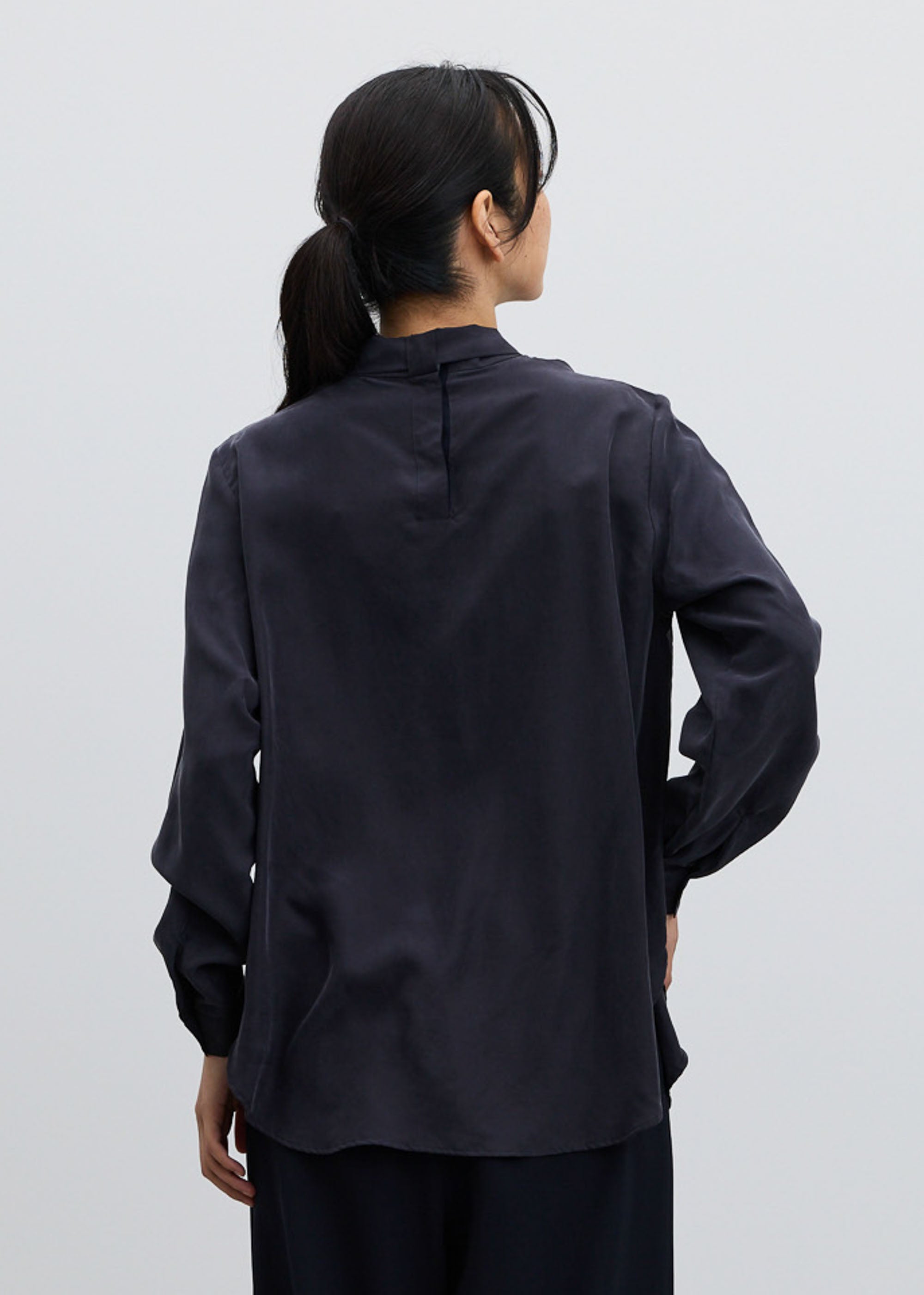 シルクボウタイブラウス - SOÉJU online store｜上質な大人の女性の