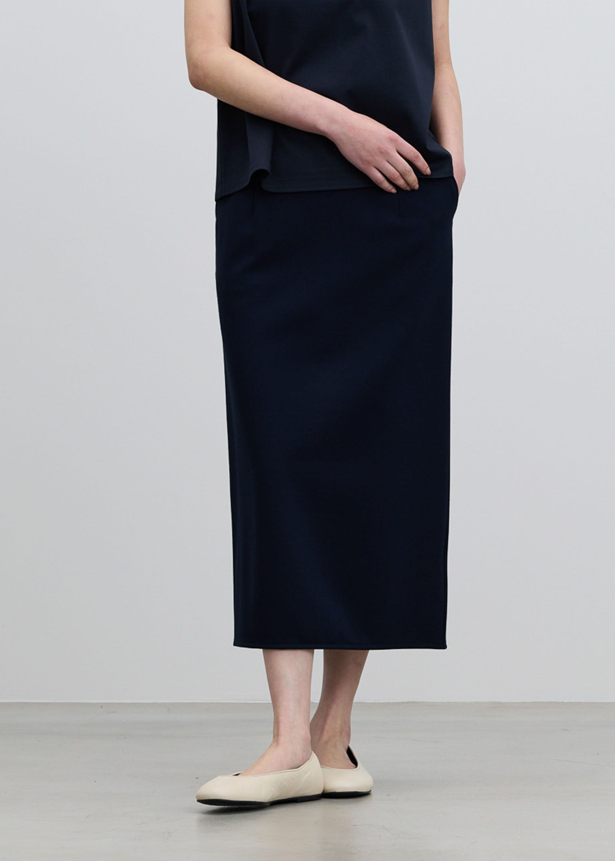 ダブルジャージーペンシルスカート - SOÉJU online store｜上質な大人