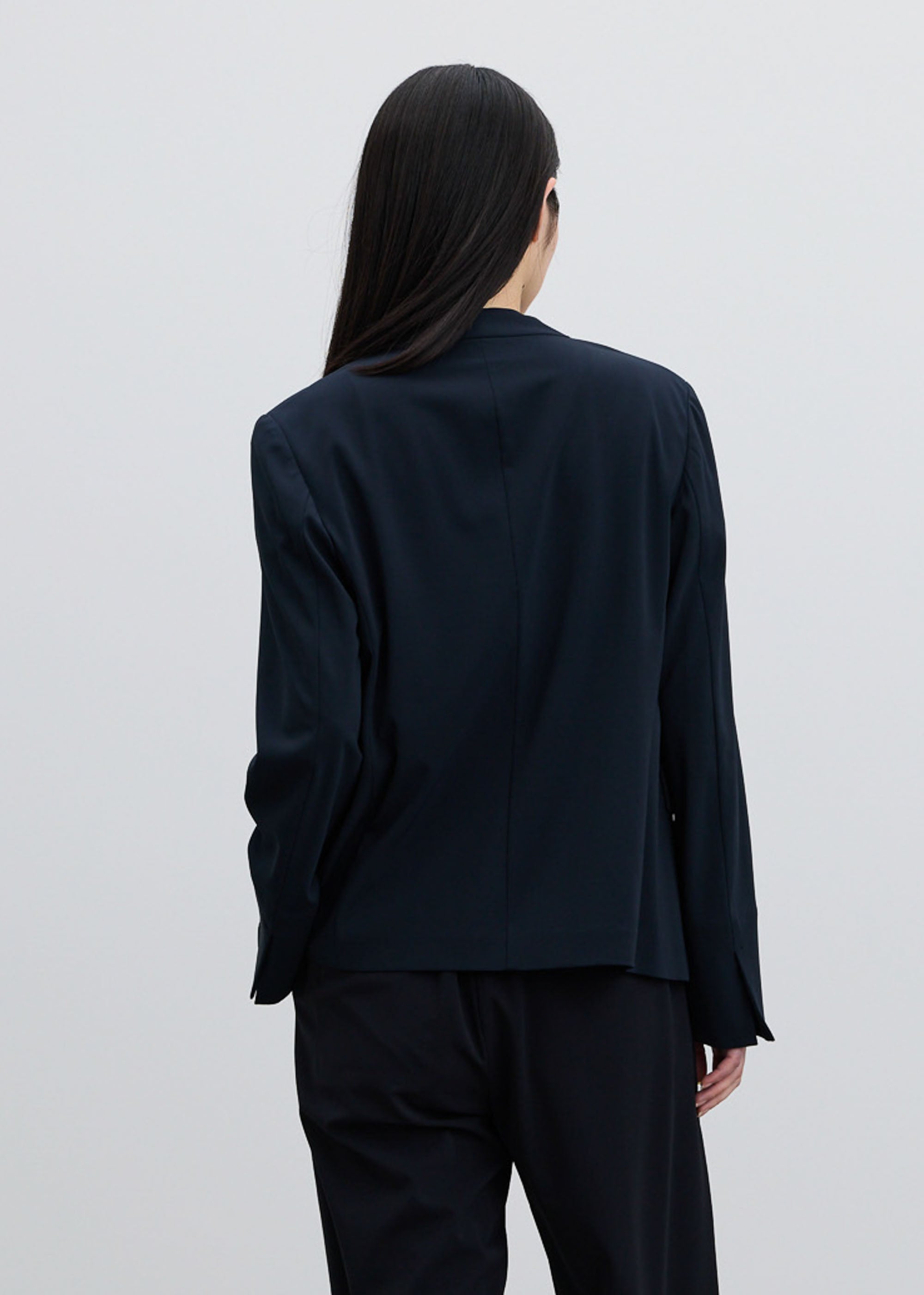 エアリーストレッチノーカラージャケット - SOÉJU online store｜上質