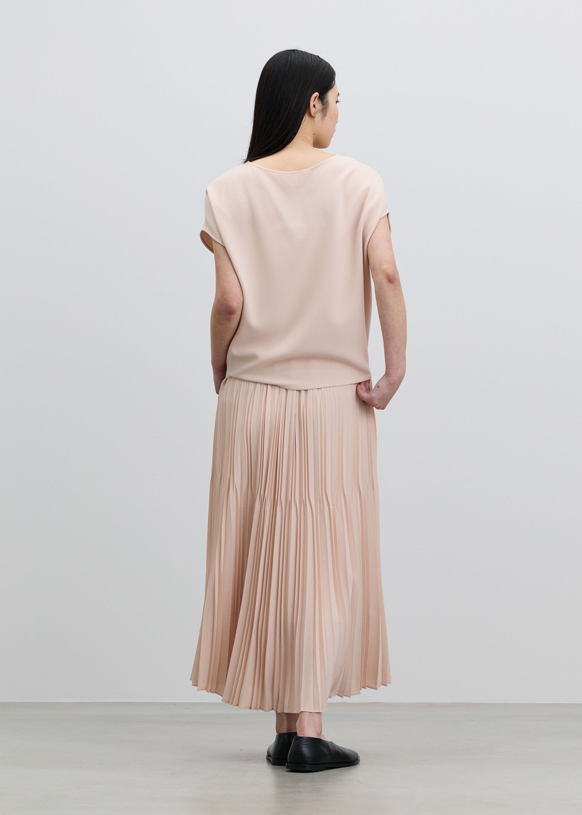 プリーツスカート