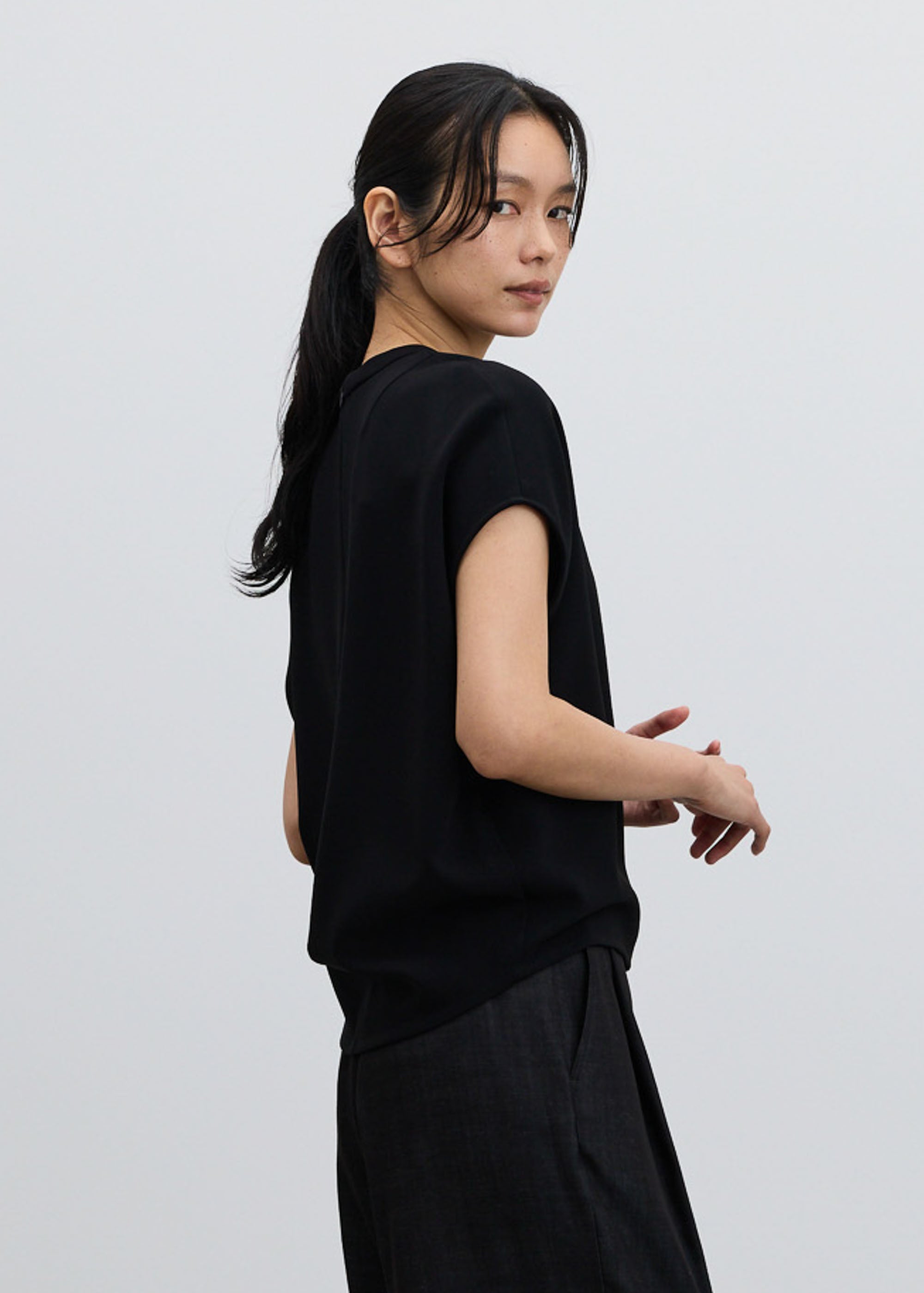 スタンドカラーコクーンブラウス