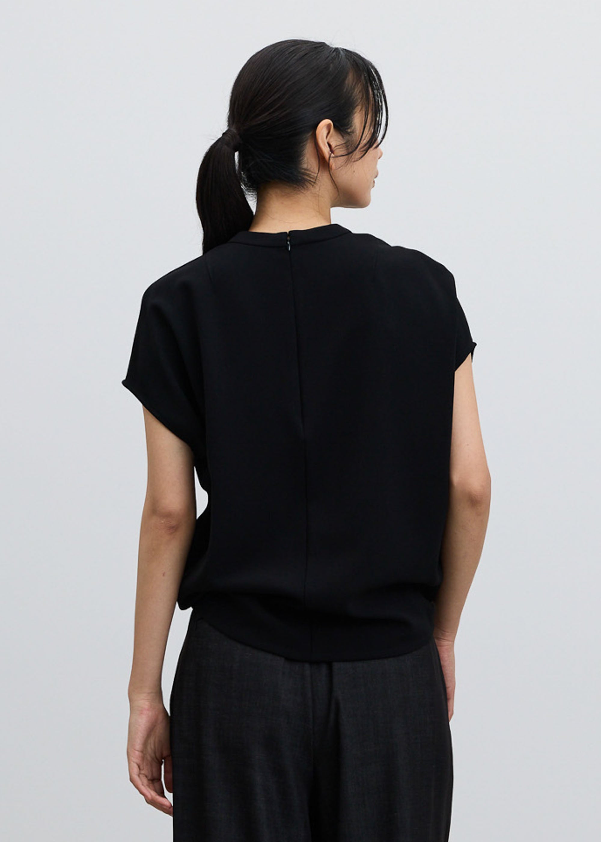 スタンドカラーコクーンブラウス